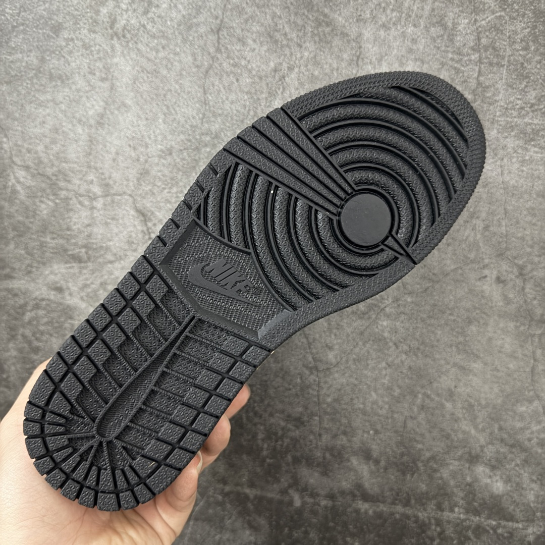 图片[9]-【H11纯原】Nike Air Jordan 1 Low SE AJ1舒适贴合 防滑耐磨 低帮 复古篮球鞋 男女同款 白紫黄 货号：IQ9389-547 H11纯原外贸平台特供订单 全套原纸板楦头开发 原厂特供材料配套加持 确保原汁原味 完美呈现版型 原档数据独家私模大底 男女鞋同步官方开发至47.5 原装进口轻量化鞋垫 进口港宝加持 后跟自然饱满 还原公司包裹性 鞋面采用原装数据贴合技术 全方位贴合包裹脚型 鞋跟部鞋底牵引设计 提供强大的抓地性能 更适应不同实战场地路面 尺码：35.5 36 36.5 37.5 38 38.5 39 40 40.5 41 42 42.5 43 44 45 46 47.5-选品中心