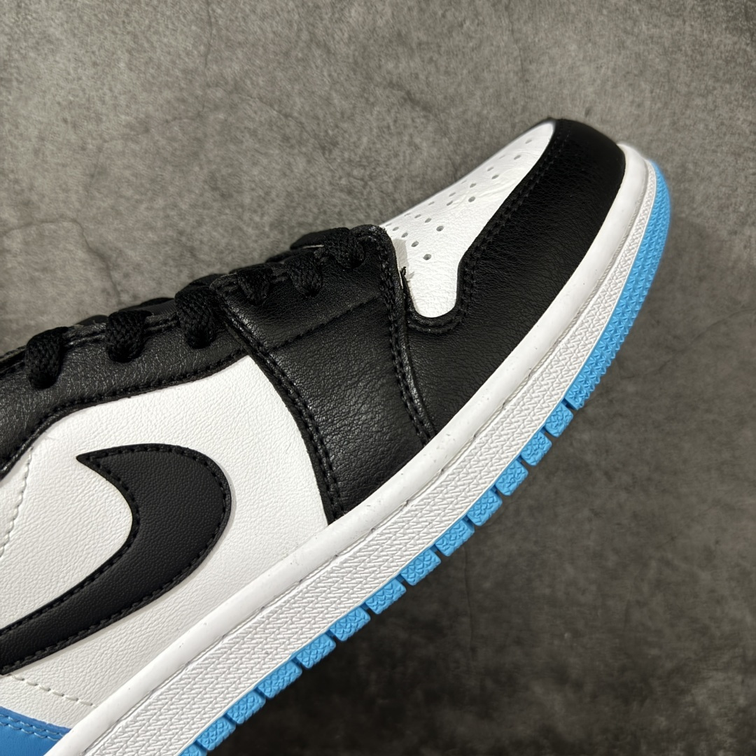 图片[6]-【H11纯原】Nike Air Jordan 1 Low OG AJ1舒适贴合 防滑耐磨 低帮 复古篮球鞋 男女同款 黑曜石 黑白蓝 货号：CZ0790-104 H11纯原外贸平台特供订单 全套原纸板楦头开发 原厂特供材料配套加持 确保原汁原味 完美呈现版型 原档数据独家私模大底 男女鞋同步官方开发至47.5 原装进口轻量化鞋垫 进口港宝加持 后跟自然饱满 还原公司包裹性 鞋面采用原装数据贴合技术 全方位贴合包裹脚型 鞋跟部鞋底牵引设计 提供强大的抓地性能 更适应不同实战场地路面 尺码：35.5 36 36.5 37.5 38 38.5 39 40 40.5 41 42 42.5 43 44 45 46 47.5-选品中心