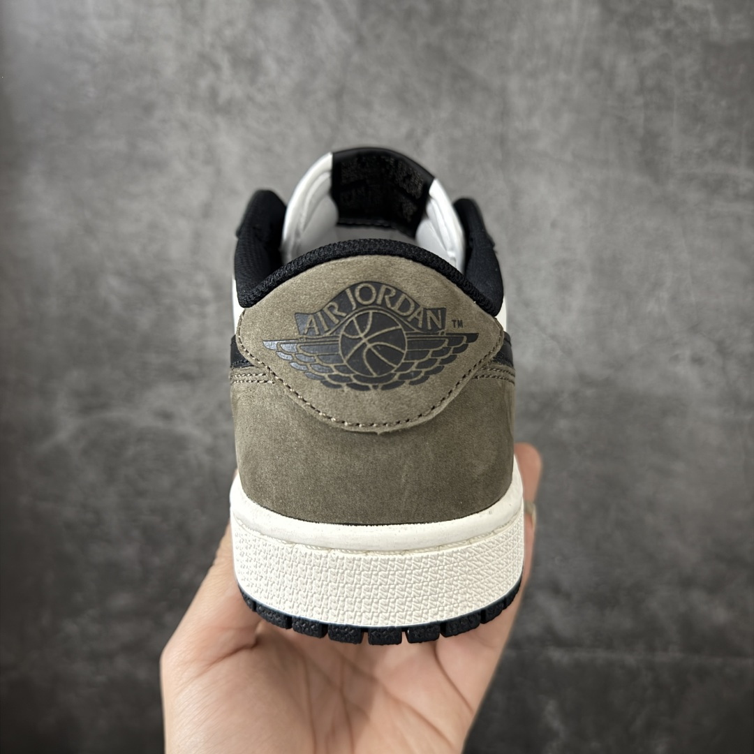 图片[4]-【H11纯原】Nike Air Jordan 1 Low OG AJ1舒适贴合 防滑耐磨 低帮 复古篮球鞋 男女同款 摩卡 货号：CZ0790-102 H11纯原外贸平台特供订单 全套原纸板楦头开发 原厂特供材料配套加持 确保原汁原味 完美呈现版型 原档数据独家私模大底 男女鞋同步官方开发至47.5 原装进口轻量化鞋垫 进口港宝加持 后跟自然饱满 还原公司包裹性 鞋面采用原装数据贴合技术 全方位贴合包裹脚型 鞋跟部鞋底牵引设计 提供强大的抓地性能 更适应不同实战场地路面 尺码：35.5 36 36.5 37.5 38 38.5 39 40 40.5 41 42 42.5 43 44 45 46 47.5-选品中心