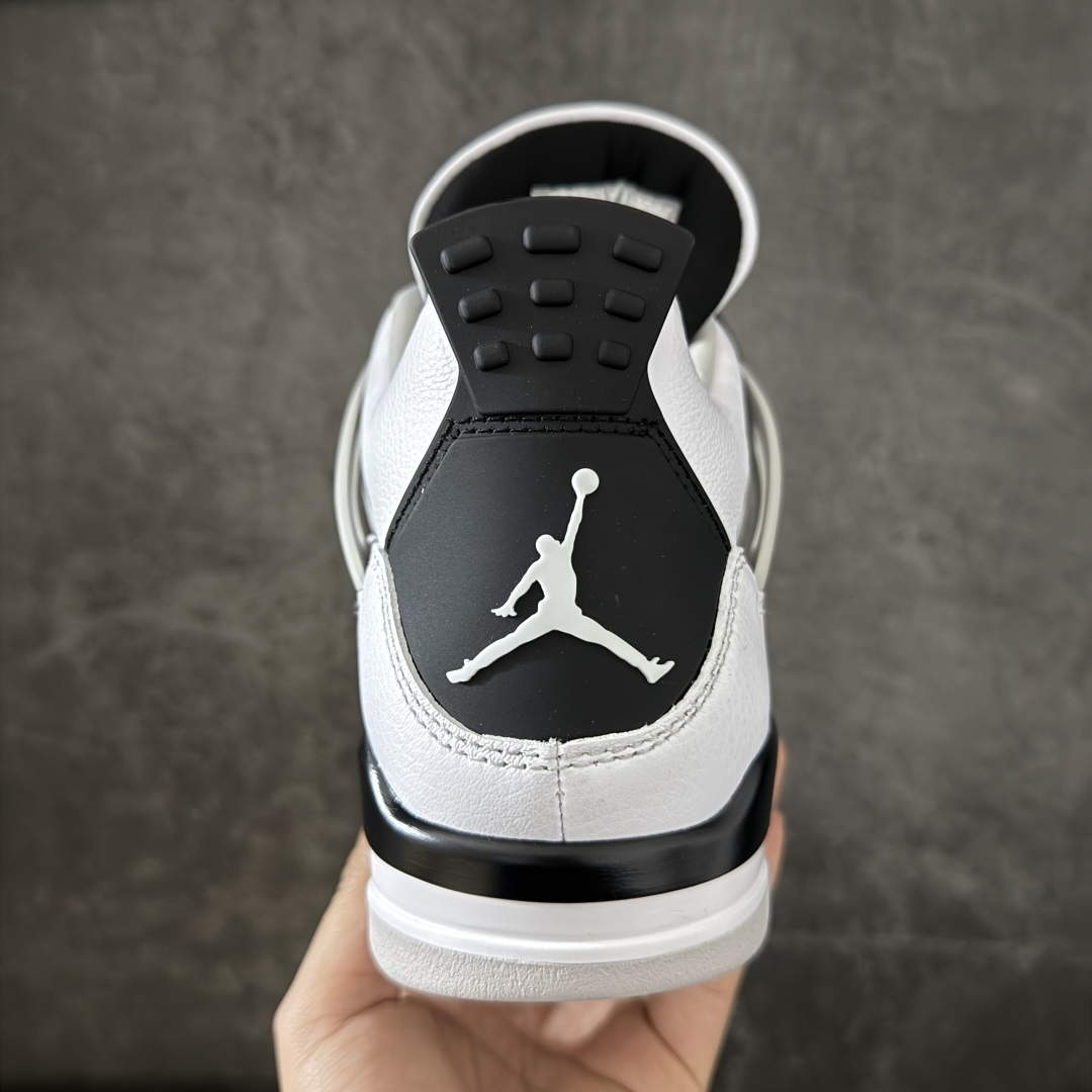 图片[4]-【H11纯原】Nike Air Jordan 4 Retro Military Black AJ4 乔一 舒适贴合 中帮 复古篮球鞋 男女同款 灰白黑 货号：DH6927-111 尺码：35.5 36 36.5 37.5 38 38.5 39 40 40.5 41 42 42.5 43 44 45 46 47.5 48.5 纯原外贸平台特供订单 全套原纸板楦头开发 原厂特供材料配套加持 确保原汁原味 完美呈现版型 原档数据独家私模大底 男女鞋同步官方开发至48.5 原装进口轻量化鞋垫 进口港宝加持 后跟自然饱满 还原公司包裹性 鞋面采用原装数据贴合技术 全方位贴合包裹脚型 鞋跟部鞋底牵引设计 提供强大的抓地性能 更适应不同实战场地路面-选品中心