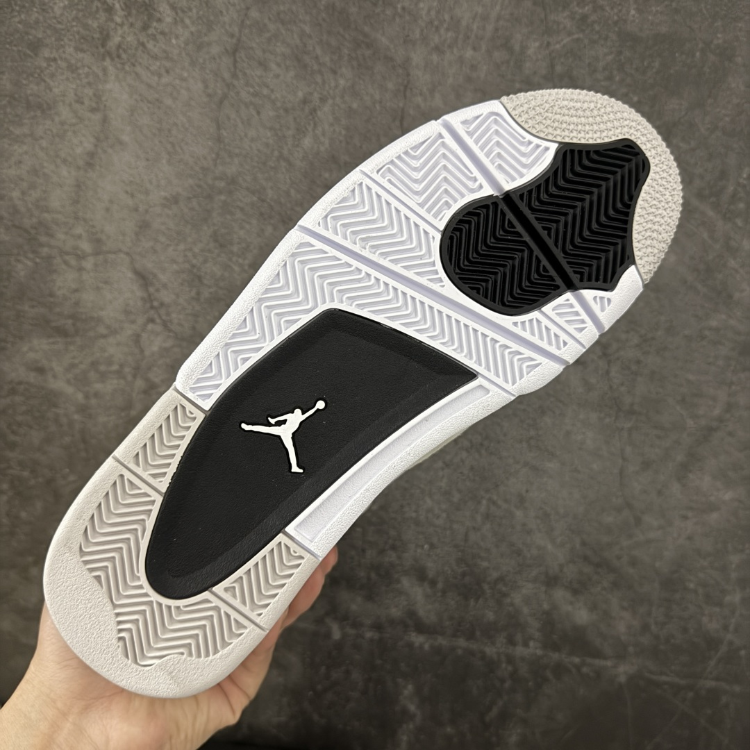 图片[9]-【H11纯原】Nike Air Jordan 4 Retro Military Black AJ4 乔一 舒适贴合 中帮 复古篮球鞋 男女同款 灰白黑 货号：DH6927-111 尺码：35.5 36 36.5 37.5 38 38.5 39 40 40.5 41 42 42.5 43 44 45 46 47.5 48.5 纯原外贸平台特供订单 全套原纸板楦头开发 原厂特供材料配套加持 确保原汁原味 完美呈现版型 原档数据独家私模大底 男女鞋同步官方开发至48.5 原装进口轻量化鞋垫 进口港宝加持 后跟自然饱满 还原公司包裹性 鞋面采用原装数据贴合技术 全方位贴合包裹脚型 鞋跟部鞋底牵引设计 提供强大的抓地性能 更适应不同实战场地路面-选品中心