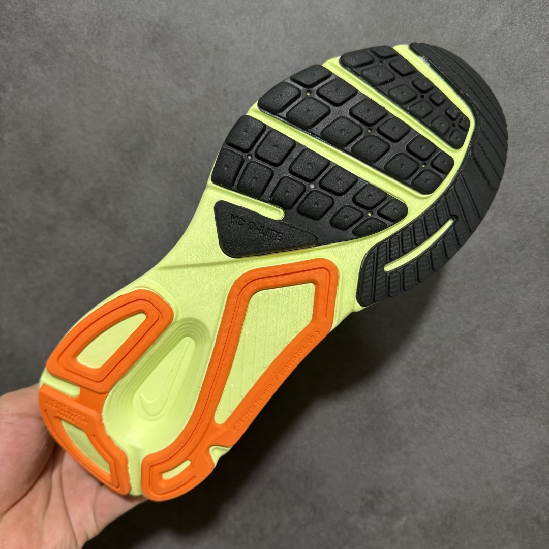 图片[9]-【公司级】NIKE STRUCTURE PLUS 耐克 舒适减震防滑 低帮跑步鞋 全掌ReactX泡绵中底 前掌和后跟还配备了Air Zoom气垫单元 据说跑起来更快更舒适哦 这次最大的升级点 首次引入了ReactX泡绵 货号：HQ3048-101 尺码：尺码：40～45-选品中心