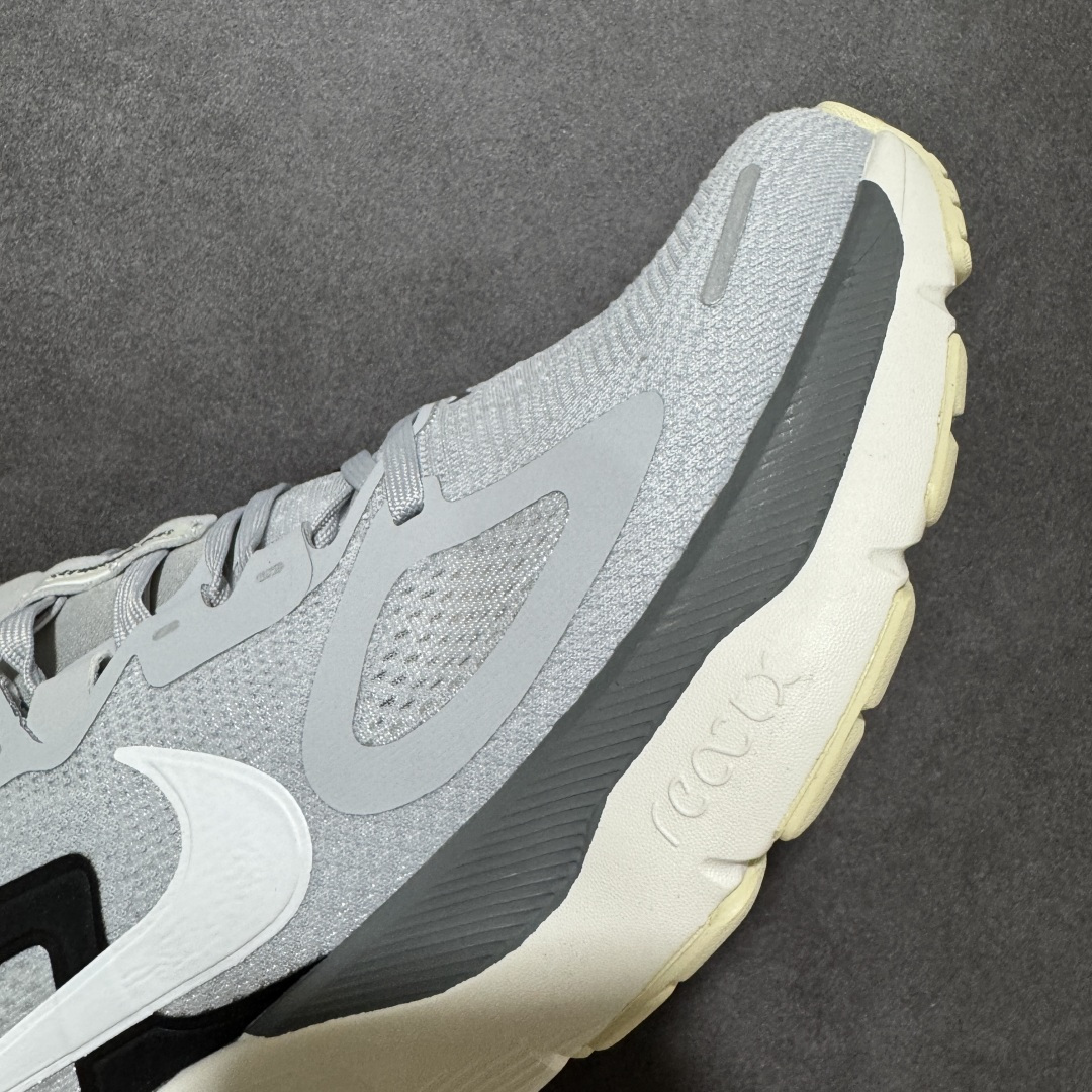 图片[5]-【公司级】NIKE STRUCTURE PLUS 耐克 舒适减震防滑 低帮跑步鞋 全掌ReactX泡绵中底 前掌和后跟还配备了Air Zoom气垫单元 据说跑起来更快更舒适哦 这次最大的升级点 首次引入了ReactX泡绵 货号：HQ3048-002 尺码：尺码：40～45-选品中心