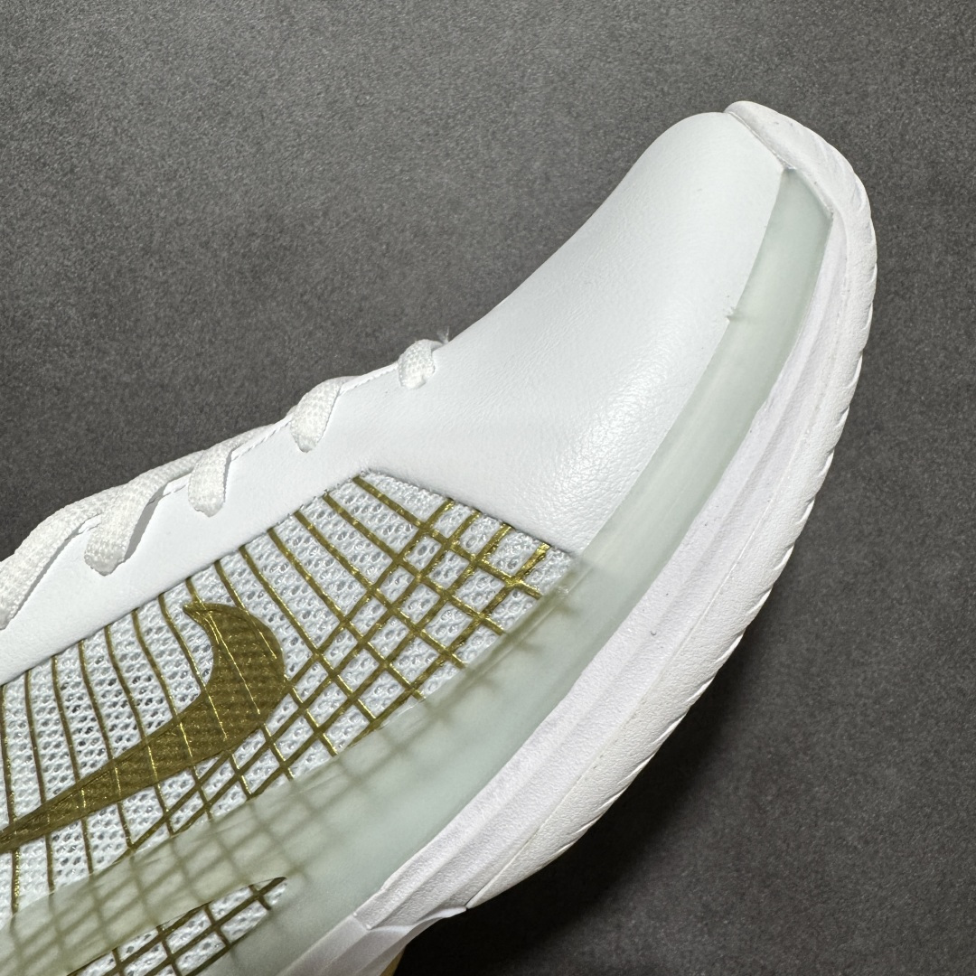 图片[5]-【公司级】Nike Zoom Vapor 12 HYPERSMASH HC 耐克 百搭舒适 透气支撑 低帮网球鞋 外底采用耐穿橡胶材料，轻盈非凡。匠心设计助力轻松减速、急停和回防，令你如行云流水般自如攻 货号： HV1488-100 尺码： 36 37 38 39 40 41 42 43 44 45-选品中心