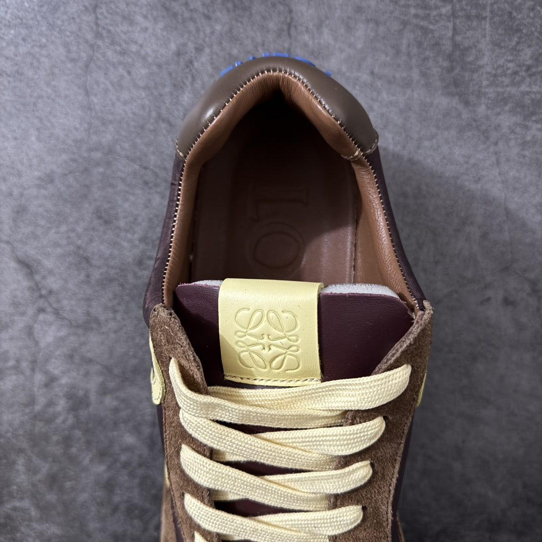 图片[8]-【YS纯原】顶级莞产 罗意威LOEWE 2025| Ballet Runner 2.0 新款芭蕾舞鞋 ✦ 原版不对称鞋头造型，LOEWE标志性设计 ✦超柔软轻便鞋底，波浪纹理橡胶外底延伸至鞋头 ✦升级柔软皮革内衬+鞋床，提供最大舒适感 ✦后跟3D注塑橡胶徽标，真皮+皮料混搭复古风格 ✦拼色拼接鞋面，隐藏式小内增高设计，新颖舒适 ✦进口麂皮/牛皮/原版布拼接，原版定制磨具组合大底 ✦零瑕疵工艺：无线头、无溢胶、无毛边 ✦原盒包装，杨幂等明星同款 尺码：35 36 37 38 39 40 41 42 43 44 45-选品中心