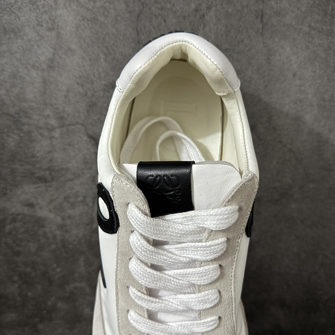 图片[8]-【YS纯原】顶级莞产 罗意威LOEWE 2025| Ballet Runner 2.0 新款芭蕾舞鞋 ✦ 原版不对称鞋头造型，LOEWE标志性设计 ✦超柔软轻便鞋底，波浪纹理橡胶外底延伸至鞋头 ✦升级柔软皮革内衬+鞋床，提供最大舒适感 ✦后跟3D注塑橡胶徽标，真皮+皮料混搭复古风格 ✦拼色拼接鞋面，隐藏式小内增高设计，新颖舒适 ✦进口麂皮/牛皮/原版布拼接，原版定制磨具组合大底 ✦零瑕疵工艺：无线头、无溢胶、无毛边 ✦原盒包装，杨幂等明星同款 尺码：35 36 37 38 39 40 41 42 43 44 45-选品中心