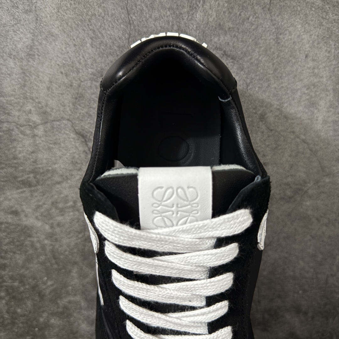 图片[8]-【YS纯原】顶级莞产 罗意威LOEWE 2025| Ballet Runner 2.0 新款芭蕾舞鞋 ✦ 原版不对称鞋头造型，LOEWE标志性设计 ✦超柔软轻便鞋底，波浪纹理橡胶外底延伸至鞋头 ✦升级柔软皮革内衬+鞋床，提供最大舒适感 ✦后跟3D注塑橡胶徽标，真皮+皮料混搭复古风格 ✦拼色拼接鞋面，隐藏式小内增高设计，新颖舒适 ✦进口麂皮/牛皮/原版布拼接，原版定制磨具组合大底 ✦零瑕疵工艺：无线头、无溢胶、无毛边 ✦原盒包装，杨幂等明星同款 尺码：35 36 37 38 39 40 41 42 43 44 45-选品中心