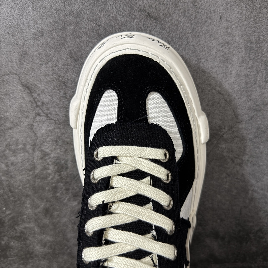 图片[5]-【莞产纯原】xVESSEL 黑尾德训鞋 熊猫黑白 解构 尺码35-45 吴建豪情侣款厚底板鞋 实拍如图 所见即所得 谨防混卖 重塑爆火牛轧糖与经典德训鞋型 将T头设计融入牛轧糖鞋型 ●广东最大工厂代工出品 ● 进口皮料原版牛皮内里 ●4cm厚底增高 原版乳胶鞋垫 ●原标原盒 官方全套配件 ●货号：F24X66B ●尺码：35 36 37 38 39 40 41 42 43 44 45-选品中心