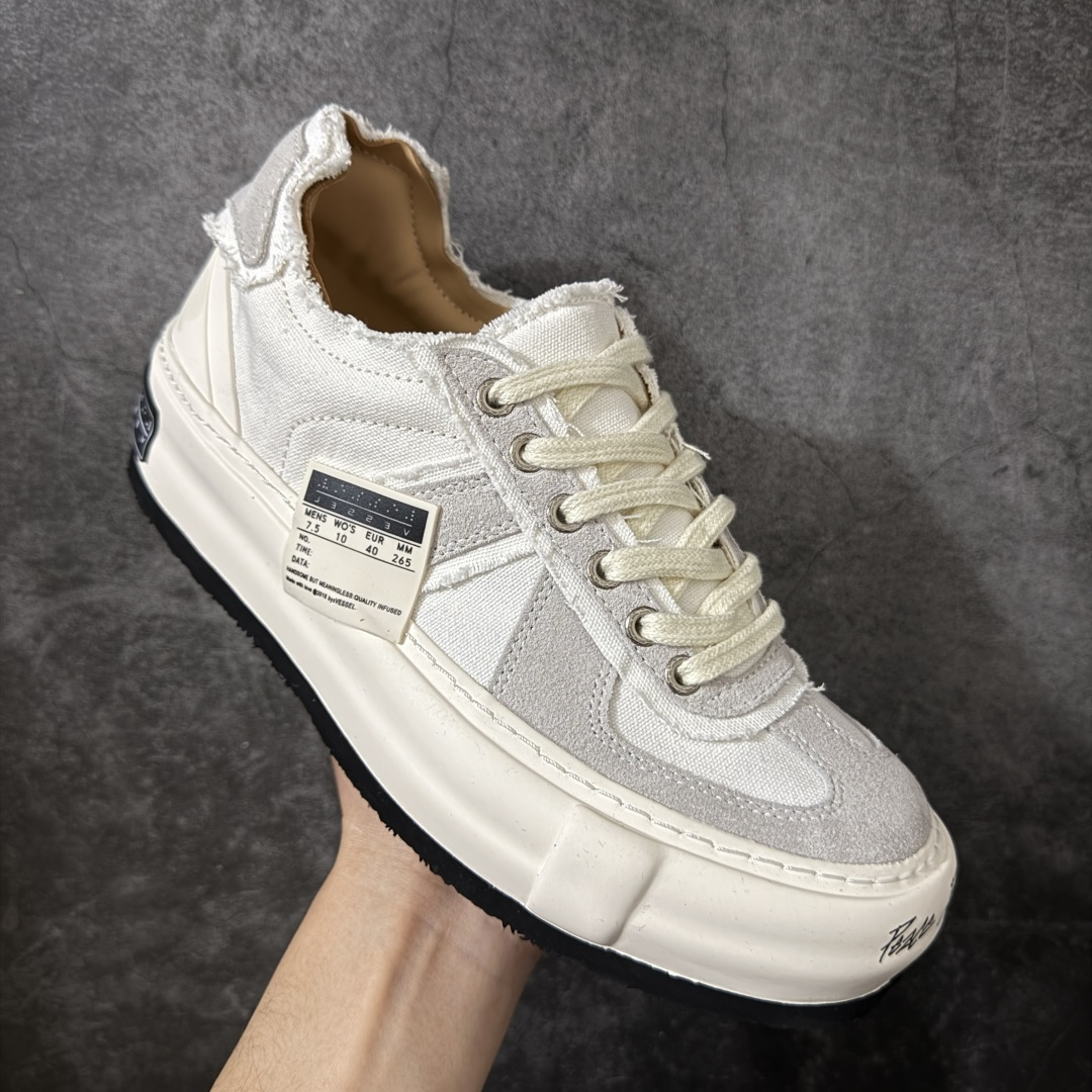 图片[3]-【莞产纯原】xVESSEL 黑尾德训鞋 熊猫黑白 解构 尺码35-45 吴建豪情侣款厚底板鞋 实拍如图 所见即所得 谨防混卖 重塑爆火牛轧糖与经典德训鞋型 将T头设计融入牛轧糖鞋型 ●广东最大工厂代工出品 ● 进口皮料原版牛皮内里 ●4cm厚底增高 原版乳胶鞋垫 ●原标原盒 官方全套配件 ●货号：F24X66B ●尺码：35 36 37 38 39 40 41 42 43 44 45-选品中心