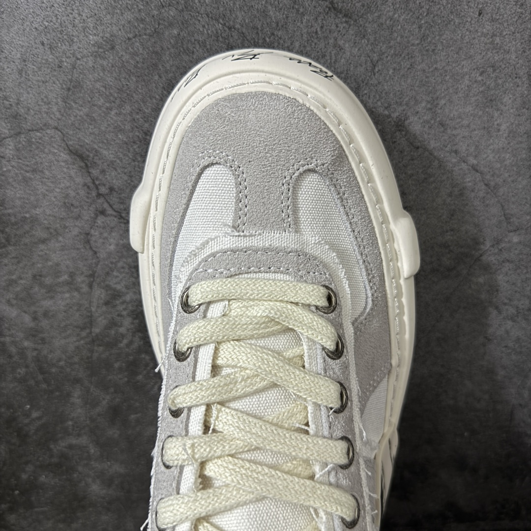 图片[5]-【莞产纯原】xVESSEL 黑尾德训鞋 熊猫黑白 解构 尺码35-45 吴建豪情侣款厚底板鞋 实拍如图 所见即所得 谨防混卖 重塑爆火牛轧糖与经典德训鞋型 将T头设计融入牛轧糖鞋型 ●广东最大工厂代工出品 ● 进口皮料原版牛皮内里 ●4cm厚底增高 原版乳胶鞋垫 ●原标原盒 官方全套配件 ●货号：F24X66B ●尺码：35 36 37 38 39 40 41 42 43 44 45-选品中心