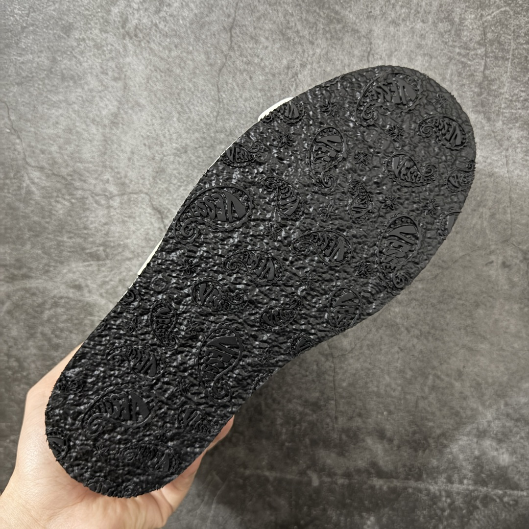 图片[9]-【莞产纯原】xVESSEL 黑尾德训鞋 熊猫黑白 解构 尺码35-45 吴建豪情侣款厚底板鞋 实拍如图 所见即所得 谨防混卖 重塑爆火牛轧糖与经典德训鞋型 将T头设计融入牛轧糖鞋型 ●广东最大工厂代工出品 ● 进口皮料原版牛皮内里 ●4cm厚底增高 原版乳胶鞋垫 ●原标原盒 官方全套配件 ●货号：F24X66B ●尺码：35 36 37 38 39 40 41 42 43 44 45-选品中心