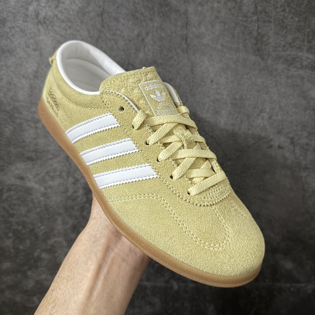 图片[3]-【渠道纯原版】AD Gazelle Indoor Trainers 系列低帮复古百搭休闲运动德训风板鞋 JR8894 市场最高版本 完美还原zp细节，注意区别市场任何版本，完全不是一路货色‼️ 全鞋原材料打造，无任何色差，正确鞋型，后跟港宝材料定型，正确微透生胶大底，反口内里头层细腻小牛皮，纸板中底 鞋垫背胶，侧面正确烫金压印字母，所有细节完美还原‼️ 尺码：35.5 36 36.5 37 38 38.5 39 40 40.5 41 42 42.5 43 44 44.5 45-选品中心