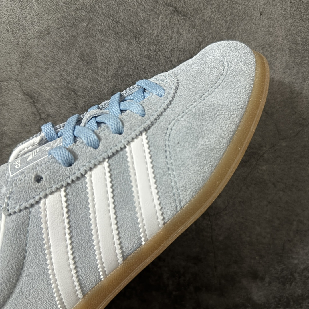 图片[6]-【渠道纯原版】AD Gazelle Indoor Trainers 系列低帮复古百搭休闲运动德训风板鞋 JR8893 市场最高版本 完美还原zp细节，注意区别市场任何版本，完全不是一路货色‼️ 全鞋原材料打造，无任何色差，正确鞋型，后跟港宝材料定型，正确微透生胶大底，反口内里头层细腻小牛皮，纸板中底 鞋垫背胶，侧面正确烫金压印字母，所有细节完美还原‼️ 尺码：35.5 36 36.5 37 38 38.5 39 40 40.5 41 42 42.5 43 44 44.5 45-选品中心