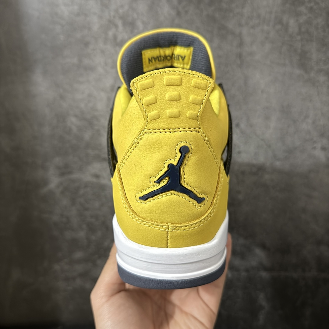 图片[4]-【H11纯原】Nike Air Jordan 4 Retro Retro Tour Yellow AJ4 乔一 舒适贴合 中帮 复古篮球鞋 男女同款 电母 货号：CT8527-700 尺码：35.5 36 36.5 37.5 38 38.5 39 40 40.5 41 42 42.5 43 44 45 46 47.5 48.5 #纯原外贸平台特供订单 #全套原纸板楦头开发 #原厂特供材料配套加持 #确保原汁原味 完美呈现版型 #原档数据独家私模大底 #男女鞋同步官方开发至47.5 #原装进口轻量化鞋垫 #进口港宝加持 后跟自然饱满 还原公司包裹性 #鞋面采用原装数据贴合技术 #全方位贴合包裹脚型 #鞋跟部鞋底牵引设计 #提供强大的抓地性能 #更适应不同实战场地路面-选品中心