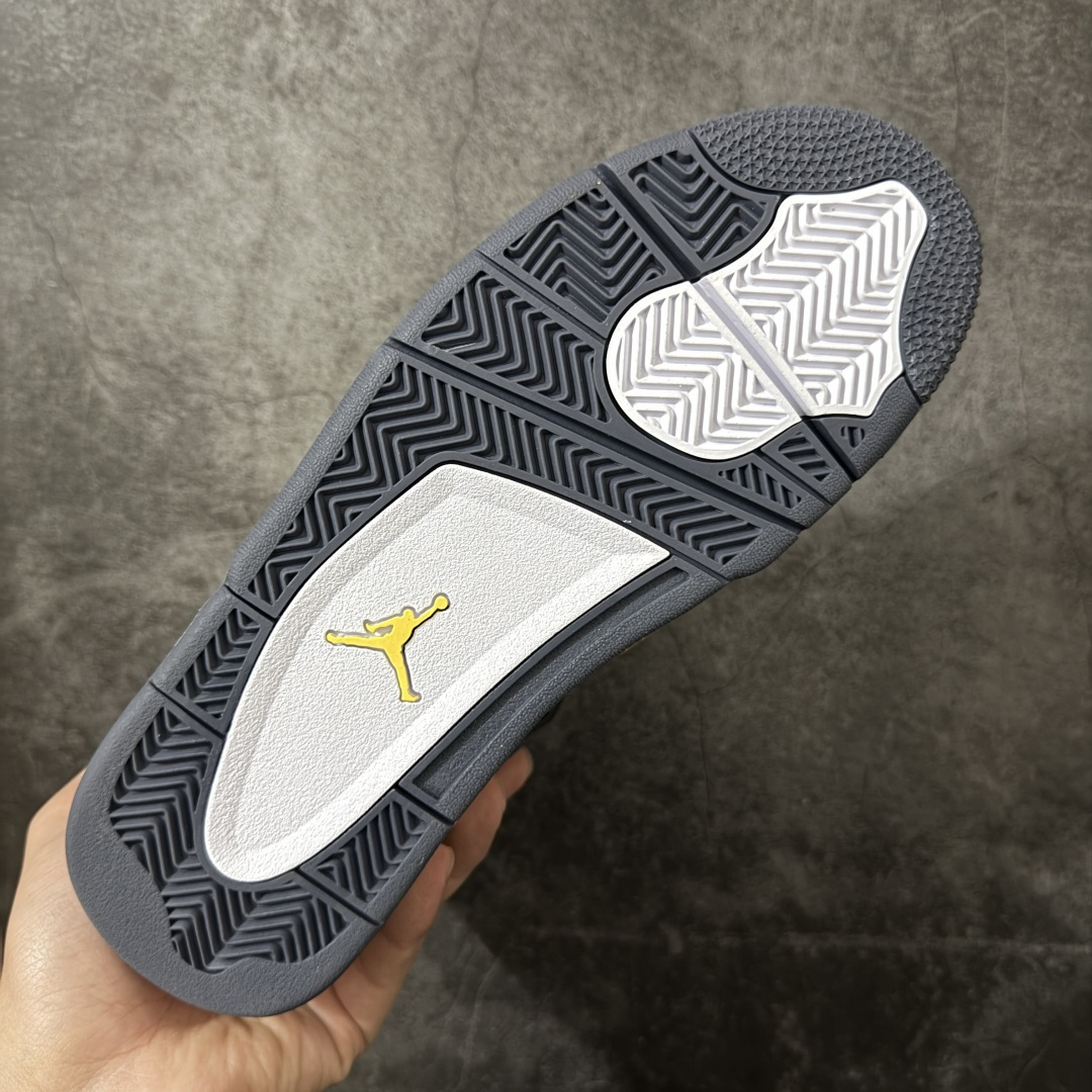 图片[9]-【H11纯原】Nike Air Jordan 4 Retro Retro Tour Yellow AJ4 乔一 舒适贴合 中帮 复古篮球鞋 男女同款 电母 货号：CT8527-700 尺码：35.5 36 36.5 37.5 38 38.5 39 40 40.5 41 42 42.5 43 44 45 46 47.5 48.5 #纯原外贸平台特供订单 #全套原纸板楦头开发 #原厂特供材料配套加持 #确保原汁原味 完美呈现版型 #原档数据独家私模大底 #男女鞋同步官方开发至47.5 #原装进口轻量化鞋垫 #进口港宝加持 后跟自然饱满 还原公司包裹性 #鞋面采用原装数据贴合技术 #全方位贴合包裹脚型 #鞋跟部鞋底牵引设计 #提供强大的抓地性能 #更适应不同实战场地路面-选品中心