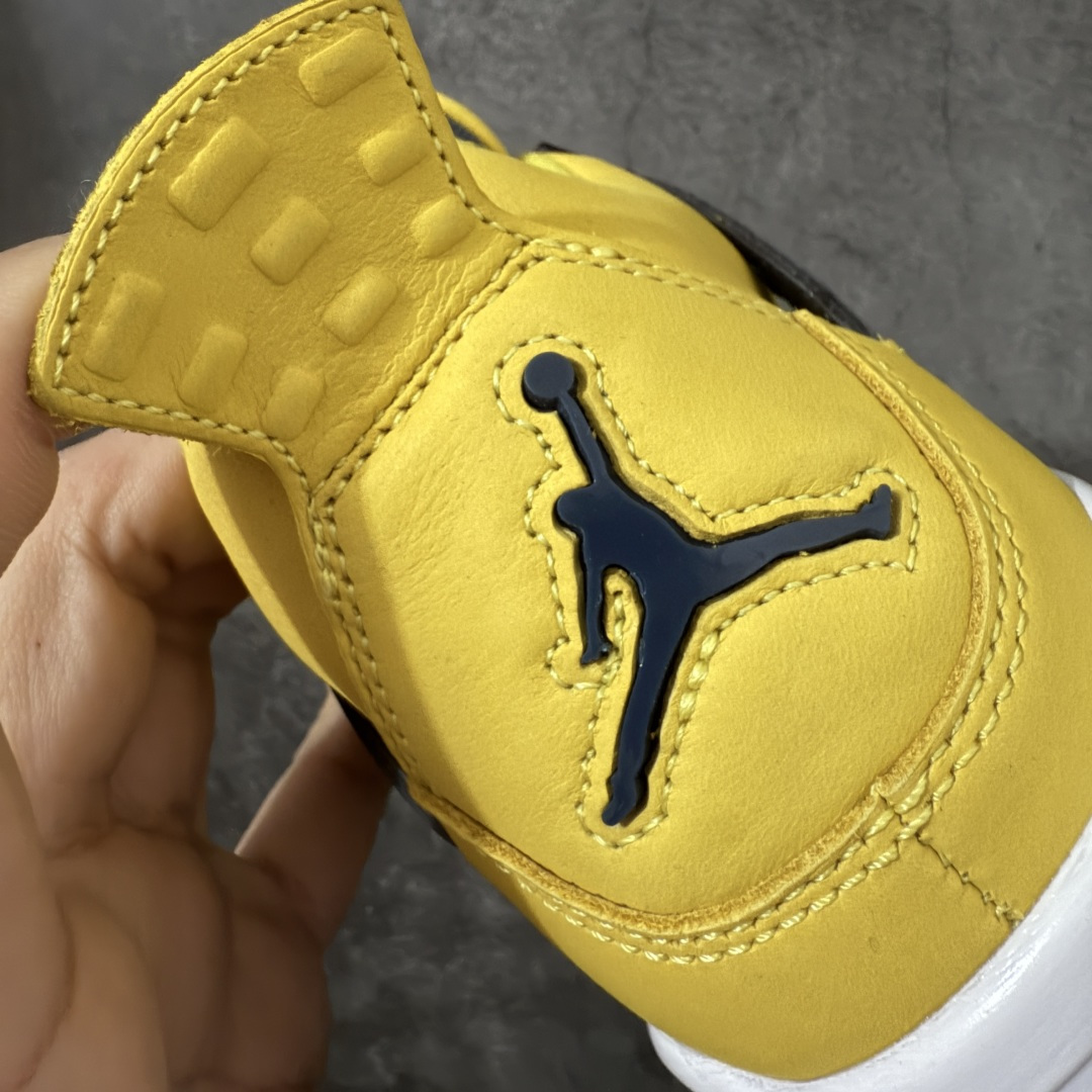 图片[2]-【H11纯原】Nike Air Jordan 4 Retro Retro Tour Yellow AJ4 乔一 舒适贴合 中帮 复古篮球鞋 男女同款 电母 货号：CT8527-700 尺码：35.5 36 36.5 37.5 38 38.5 39 40 40.5 41 42 42.5 43 44 45 46 47.5 48.5 #纯原外贸平台特供订单 #全套原纸板楦头开发 #原厂特供材料配套加持 #确保原汁原味 完美呈现版型 #原档数据独家私模大底 #男女鞋同步官方开发至47.5 #原装进口轻量化鞋垫 #进口港宝加持 后跟自然饱满 还原公司包裹性 #鞋面采用原装数据贴合技术 #全方位贴合包裹脚型 #鞋跟部鞋底牵引设计 #提供强大的抓地性能 #更适应不同实战场地路面-选品中心