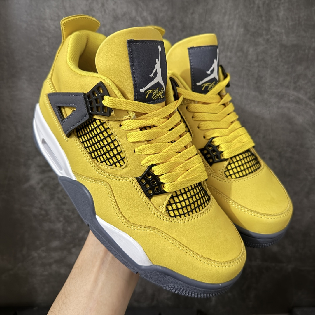 【H11纯原】Nike Air Jordan 4 Retro Retro Tour Yellow AJ4 乔一 舒适贴合 中帮 复古篮球鞋 男女同款 电母 货号：CT8527-700 尺码：35.5 36 36.5 37.5 38 38.5 39 40 40.5 41 42 42.5 43 44 45 46 47.5 48.5 #纯原外贸平台特供订单 #全套原纸板楦头开发 #原厂特供材料配套加持 #确保原汁原味 完美呈现版型 #原档数据独家私模大底 #男女鞋同步官方开发至47.5 #原装进口轻量化鞋垫 #进口港宝加持 后跟自然饱满 还原公司包裹性 #鞋面采用原装数据贴合技术 #全方位贴合包裹脚型 #鞋跟部鞋底牵引设计 #提供强大的抓地性能 #更适应不同实战场地路面-选品中心