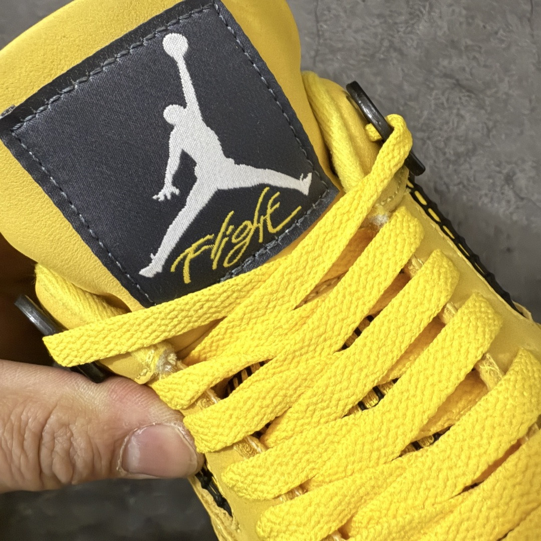 图片[6]-【H11纯原】Nike Air Jordan 4 Retro Retro Tour Yellow AJ4 乔一 舒适贴合 中帮 复古篮球鞋 男女同款 电母 货号：CT8527-700 尺码：35.5 36 36.5 37.5 38 38.5 39 40 40.5 41 42 42.5 43 44 45 46 47.5 48.5 #纯原外贸平台特供订单 #全套原纸板楦头开发 #原厂特供材料配套加持 #确保原汁原味 完美呈现版型 #原档数据独家私模大底 #男女鞋同步官方开发至47.5 #原装进口轻量化鞋垫 #进口港宝加持 后跟自然饱满 还原公司包裹性 #鞋面采用原装数据贴合技术 #全方位贴合包裹脚型 #鞋跟部鞋底牵引设计 #提供强大的抓地性能 #更适应不同实战场地路面-选品中心