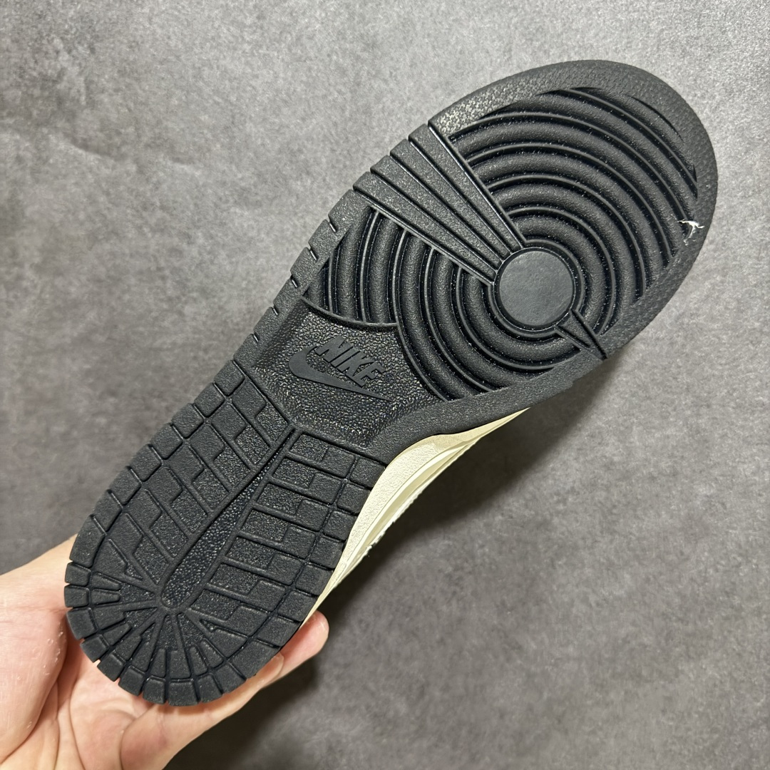 图片[9]-【定制版】Nike Dunk Low Retro JUST联名 周年高端定制 低帮休闲板鞋 定制鞋盒 大厂纯原品质出货 超高清洁度 皮料切割干净无任何毛边 细节完美 货号：KK1333-043 尺码： 36 36.5 37.5 38 38.5 39 40 40.5 41 42 42.5 43 44 44.5 45-选品中心