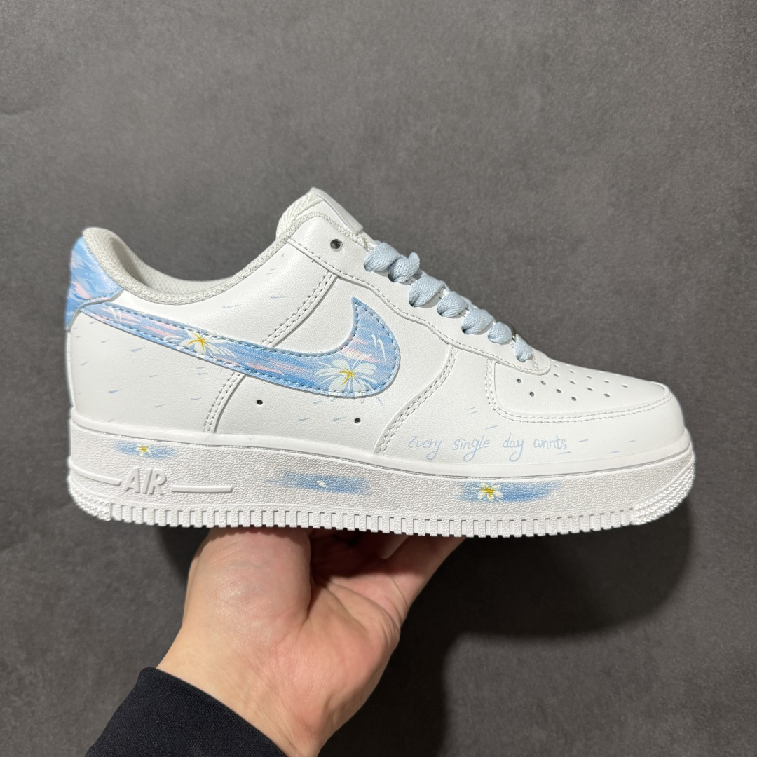 【定制版】Nike Air Force 1\'07 Low 二次元主题 方寸莞香 空军一号低帮休闲板鞋  #定制皮料 原厂3D打印 定制鞋盒 原楦原纸板 纯正空军版型 内置全掌气垫 货号：ZH0316-129  尺码：36 36.5 37.5 38 38.5 39 40 40.5 41 42 42.5 43 44 44.5 45-选品中心