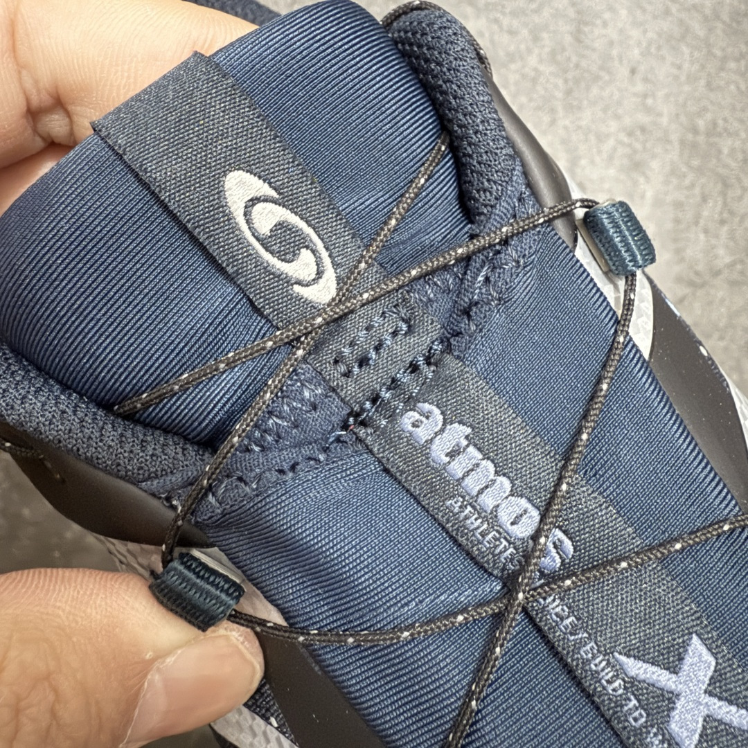 图片[6]-【纯原M版】ATMOS x Salomon XT-4 OG Advanced GTX萨洛蒙系列低帮城市越野机能透气休闲运动鞋 492733 鞋舌处附有迷你网眼袋收纳鞋绳以及下方的多色 Logo 标签 接着搭载奶油色 ACS 技术中底以及金色 TPU 塑料部件提升鞋款耐用性 中底与鞋面之间饰有海蓝色条状细节有效增添鞋款层次 最后应用黑色 Contragrip Chevron 外底完成鞋款设计 这次配色颇为高调 两款配色均以绚丽的渐变设计呈现 一款以粉紫渐变主打 另一款以黄绿渐变呈现 视觉效果相当吸睛 鞋面的使用玻璃纤维覆盖物加固 并通过细绳扣系带系统进行锁定 Salomon 的品牌logo 出现在脚后跟和前掌部位 中底虽然偏薄 但非常耐用 与模压塑料ACS 框架以及致密AC2 Muscle 鞋底单元结合 能够提供出色的支撑力和缓冲性 尺码：36 36.5 37 38 38.5 39 40 40.5 41 42 42.5 43 44 44.5 45-选品中心