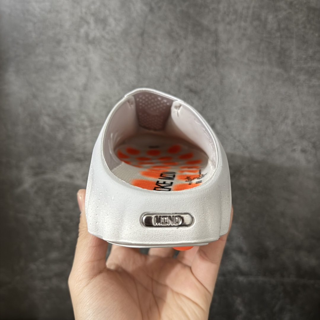 图片[4]-【XP纯原】NK Mind 001 Sail 黑科技足底按摩舒适贴合训练鞋 灰色 HQ4309-003 目前市售唯一正确版本 1：1标配组合底 MD软底 渐变雾面大底 超高清洁度 按摩功能效果同步原版 区别市场通货 Mind 001 从神经科学中汲取灵感，打造出一款不仅外观独特，更能为穿着者带来别样感知体验的球鞋，此次新作将继续延续此核心方向。历时十年打磨的 Mind 系列，承载着 Nike 对未来鞋款的愿景呈现。系列中的每双鞋，外底均由 22 个独立泡沫结节构成，旨在模拟赤足般的体验。这些结节N通过与足底感官感受器的相互作用，从而促进人体的自然步态。 尺码：36-47.5=36 37.5 38.5 40 41 42.5 44 45 46 47.5 和官网一样偏小一码-选品中心