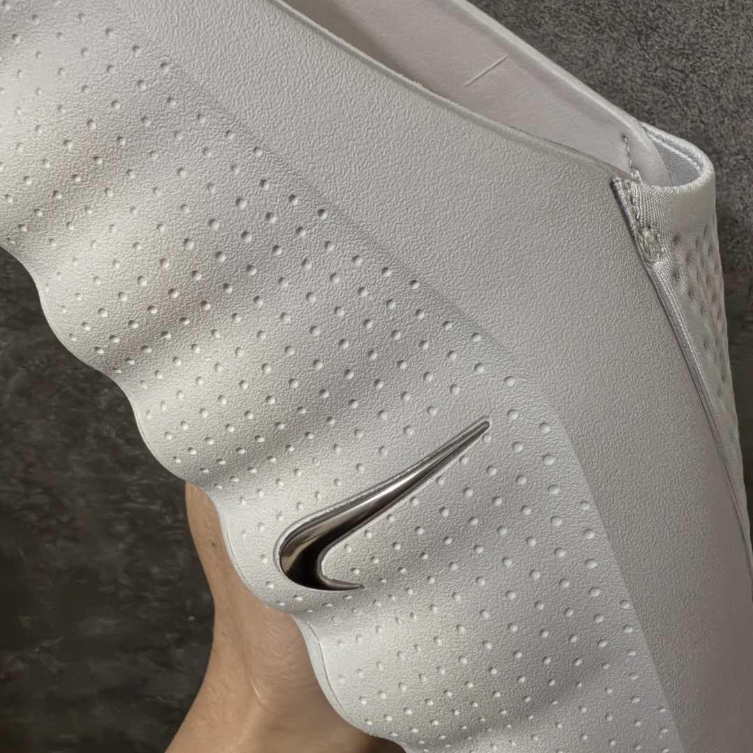 图片[4]-【XP纯原】NK Mind 001 Sail 黑科技足底按摩舒适贴合训练鞋 灰色 HQ4309-003 目前市售唯一正确版本 1：1标配组合底 MD软底 渐变雾面大底 超高清洁度 按摩功能效果同步原版 区别市场通货 Mind 001 从神经科学中汲取灵感，打造出一款不仅外观独特，更能为穿着者带来别样感知体验的球鞋，此次新作将继续延续此核心方向。历时十年打磨的 Mind 系列，承载着 Nike 对未来鞋款的愿景呈现。系列中的每双鞋，外底均由 22 个独立泡沫结节构成，旨在模拟赤足般的体验。这些结节N通过与足底感官感受器的相互作用，从而促进人体的自然步态。 尺码：36-47.5=36 37.5 38.5 40 41 42.5 44 45 46 47.5 和官网一样偏小一码-选品中心