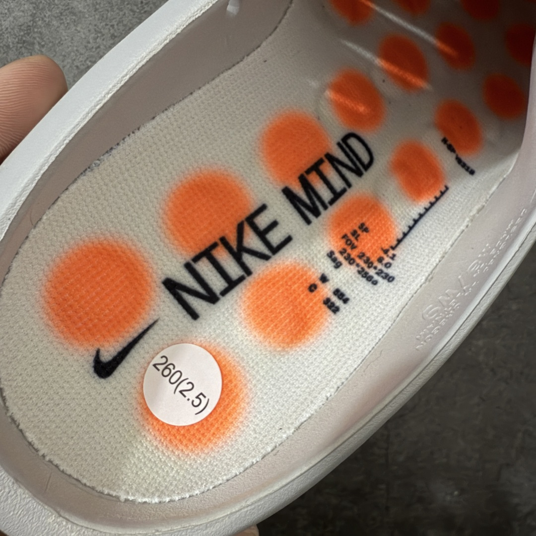 图片[8]-【XP纯原】NK Mind 001 Sail 黑科技足底按摩舒适贴合训练鞋 灰色 HQ4309-003 目前市售唯一正确版本 1：1标配组合底 MD软底 渐变雾面大底 超高清洁度 按摩功能效果同步原版 区别市场通货 Mind 001 从神经科学中汲取灵感，打造出一款不仅外观独特，更能为穿着者带来别样感知体验的球鞋，此次新作将继续延续此核心方向。历时十年打磨的 Mind 系列，承载着 Nike 对未来鞋款的愿景呈现。系列中的每双鞋，外底均由 22 个独立泡沫结节构成，旨在模拟赤足般的体验。这些结节N通过与足底感官感受器的相互作用，从而促进人体的自然步态。 尺码：36-47.5=36 37.5 38.5 40 41 42.5 44 45 46 47.5 和官网一样偏小一码-选品中心