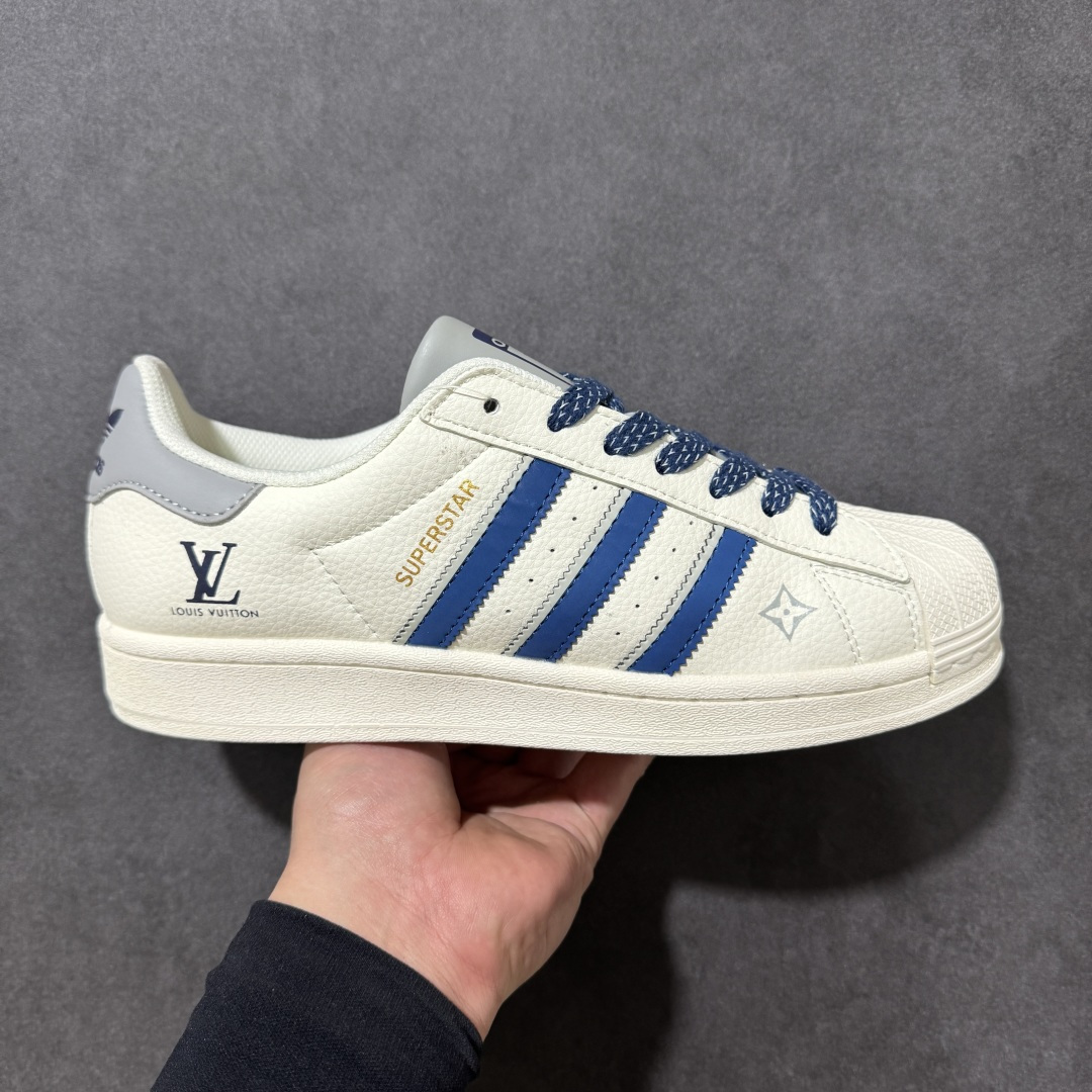 特价【定制版】adidas team court 贝壳头 浮夸的日韩版面与鞋底 颜值爆棚 开学季不撞鞋 货号：SD6806 尺码：36 36.5 37 38 38.5 39 40 40.5 41 42 42.5 43 44 45-选品中心