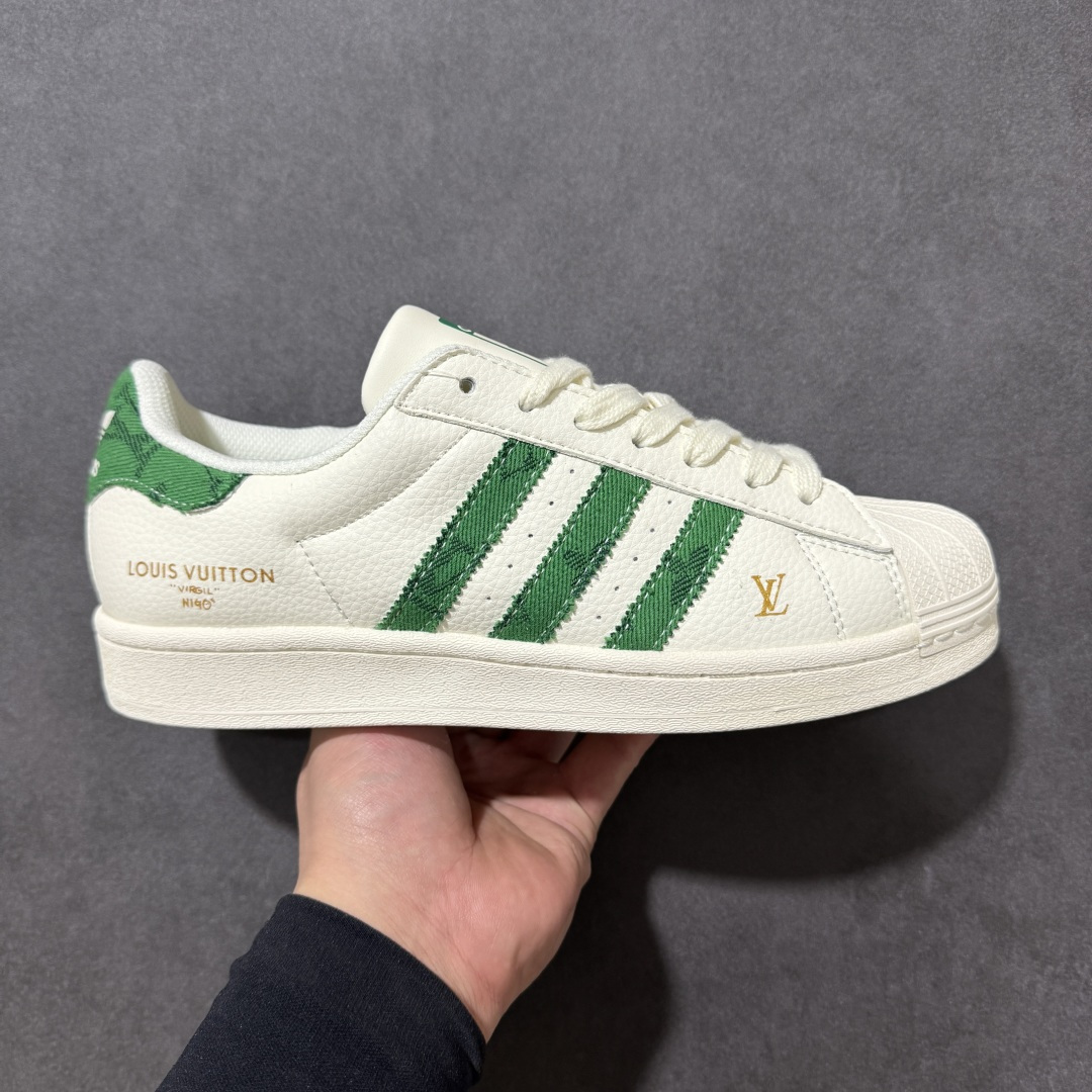 特价【定制版】adidas team court 贝壳头 浮夸的日韩版面与鞋底 颜值爆棚 开学季不撞鞋 货号：SD6819 尺码：36 36.5 37 38 38.5 39 40 40.5 41 42 42.5 43 44 45-选品中心