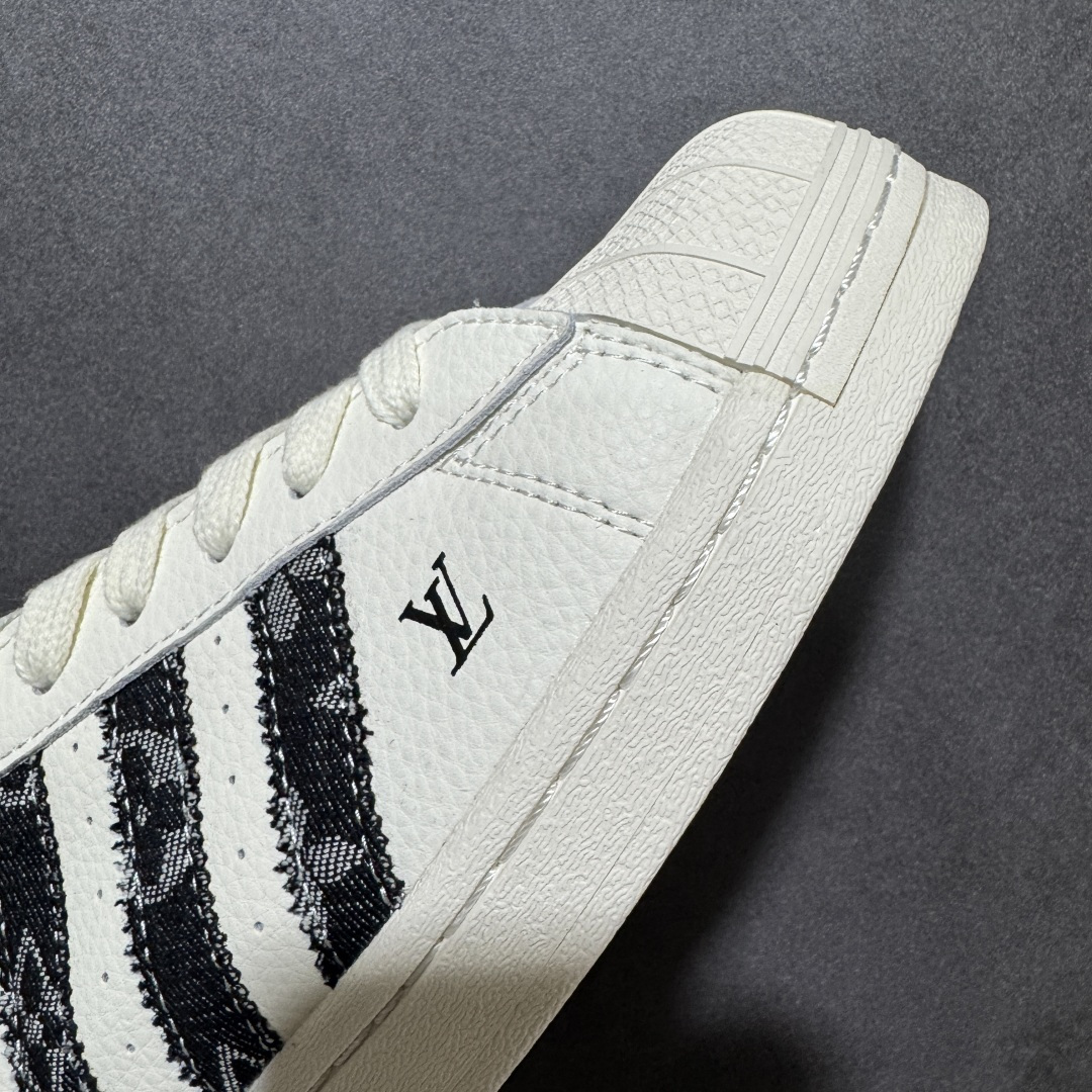 图片[5]-特价【定制版】adidas team court 贝壳头 浮夸的日韩版面与鞋底 颜值爆棚 开学季不撞鞋 货号：SD6820 尺码：36 36.5 37 38 38.5 39 40 40.5 41 42 42.5 43 44 45-选品中心