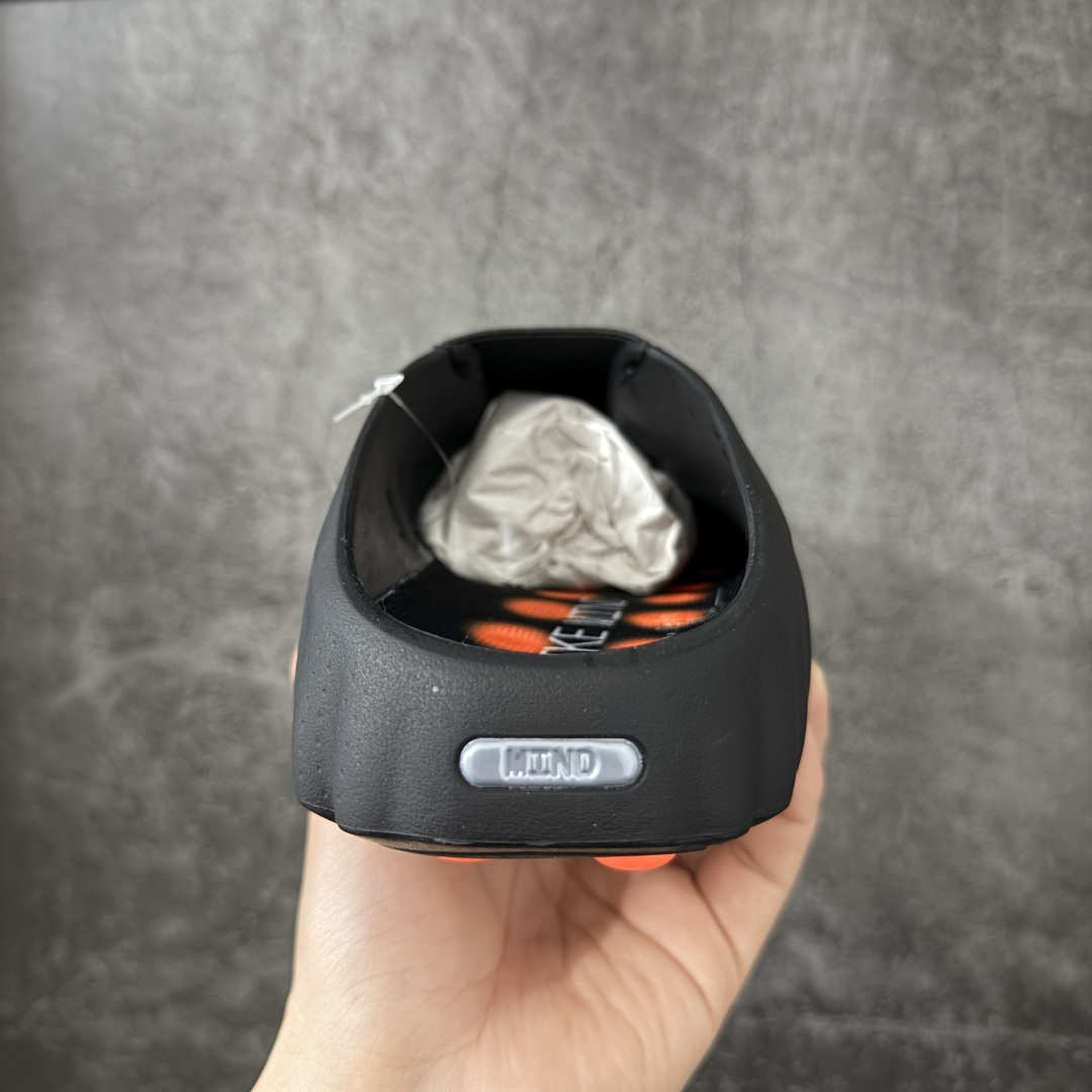 图片[4]-【XP纯原】NK Mind 001 Sail 黑科技足底按摩舒适贴合训练鞋 黑色 HQ4307-001 目前市售唯一正确版本 1：1标配组合底 MD软底 渐变雾面大底 超高清洁度 按摩功能效果同步原版 区别市场通货 Mind 001 从神经科学中汲取灵感，打造出一款不仅外观独特，更能为穿着者带来别样感知体验的球鞋，此次新作将继续延续此核心方向。历时十年打磨的 Mind 系列，承载着 Nike 对未来鞋款的愿景呈现。系列中的每双鞋，外底均由 22 个独立泡沫结节构成，旨在模拟赤足般的体验。这些结节N通过与足底感官感受器的相互作用，从而促进人体的自然步态。 尺码：36-47.5=36 37.5 38.5 40 41 42.5 44 45 46 47.5 和官网一样偏小一码-选品中心