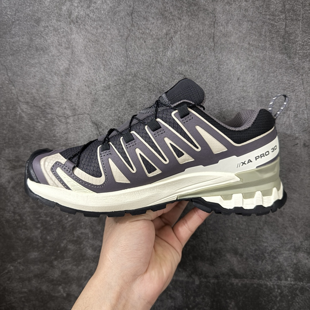 图片[2]-【纯原S版】SALOMON萨洛蒙 XA Pro 3D V9 GTX 圆头 支撑抓地 低帮 户外功能鞋 477447 原版开发 私模大底 成本极高 完美细节品质💪🏻 代购级百搭徒步鞋，适合在各种复杂地形中使用 Contagrip橡胶大底：具备卓越的抓地力，适用于泥泞、石头路面等复杂地形，确保穿着者稳如磐石。 Sensifit技术：智能鞋楦设计可全方位贴合足部，提供出色的包裹性，减少鞋子与脚之间的摩擦，使双脚在运动中更加稳定。 尺码：36–40-选品中心