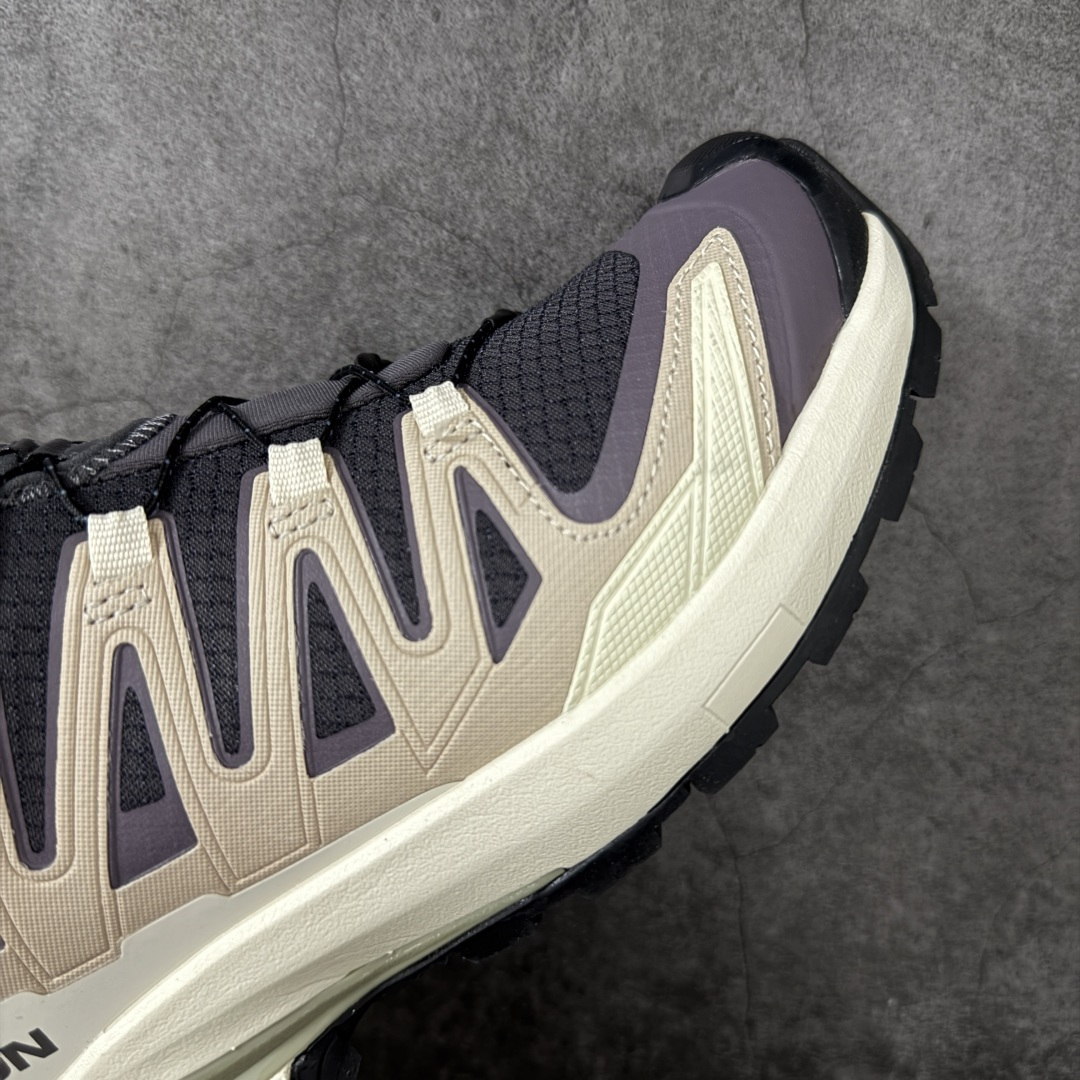 图片[6]-【纯原S版】SALOMON萨洛蒙 XA Pro 3D V9 GTX 圆头 支撑抓地 低帮 户外功能鞋 477447 原版开发 私模大底 成本极高 完美细节品质💪🏻 代购级百搭徒步鞋，适合在各种复杂地形中使用 Contagrip橡胶大底：具备卓越的抓地力，适用于泥泞、石头路面等复杂地形，确保穿着者稳如磐石。 Sensifit技术：智能鞋楦设计可全方位贴合足部，提供出色的包裹性，减少鞋子与脚之间的摩擦，使双脚在运动中更加稳定。 尺码：36–40-选品中心