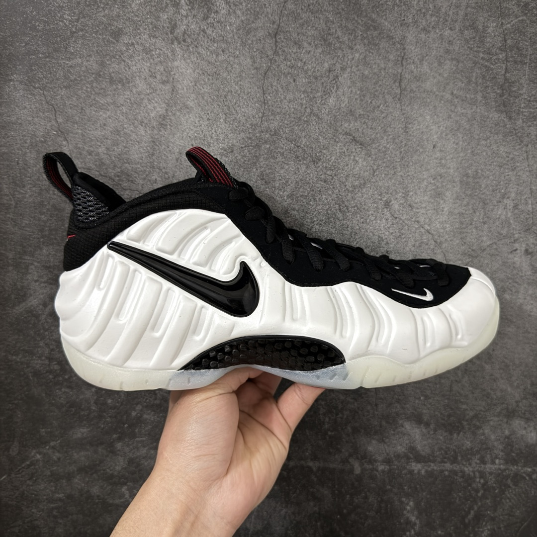【清远原底面】NK Air Foamposite One 市售最强品质 奶泡奶白泡 喷泡 HF0794-200 莞产原底面 正确鞋面咖色 公司渠道同模具 鞋型发泡360度无死角 双层Zoom气垫植入 中底完美注胶 搭载原厂碳纤维材质 诞生于1997年的NK Air Foamposite系列可以说是整个球鞋历史上最为经典的系列之一 也就是我们常说的“喷”和“泡” 其中“喷”由Foamposite One代言人Penny的英文音译而来 而“泡”则来源于另一款鞋型 Foamposite Pro中\