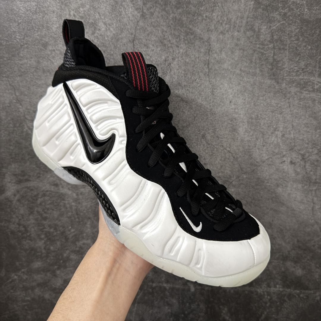 图片[3]-【清远原底面】NK Air Foamposite One 市售最强品质 奶泡奶白泡 喷泡 HF0794-200 莞产原底面 正确鞋面咖色 公司渠道同模具 鞋型发泡360度无死角 双层Zoom气垫植入 中底完美注胶 搭载原厂碳纤维材质 诞生于1997年的NK Air Foamposite系列可以说是整个球鞋历史上最为经典的系列之一 也就是我们常说的“喷”和“泡” 其中“喷”由Foamposite One代言人Penny的英文音译而来 而“泡”则来源于另一款鞋型 Foamposite Pro中\”pro\”的音译 在诞生初期 由于高昂的造价以及超前的外形 Foamposite系列的反对者不在少数 甚至有人认为这款鞋会毁掉整个球鞋行业 但事实证明这双灵感来自于甲虫 自带“黑科技”鞋面以及双层Zoom+大块碳板的太空球鞋不仅受到了大众的接受与追捧 并且成功的影响了篮球鞋的发展 尺码：40.5 41 42 42.5 43 44 44.5 45 46-选品中心