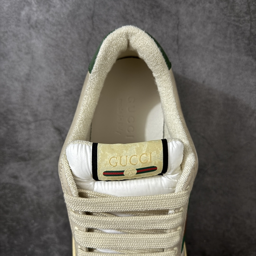 图片[8]-【YS纯原】广奢高端货 Gucci 古驰 Screener 运动休闲系列｜GG 珐琅扣 小脏鞋 ✦ Screener 经典复古做旧风格 ✦ 原版小脏工艺，还原穿旧质感 ✦ GG 珐琅扣色泽一致，细节克制高级 ✦ 原版对照开发，历时三个月打样 ✦ 多处细节升级，整体完成度高 ✦ 高端零售与海淘渠道同源品质 ✦ 鞋面采用意大利进口磨砂头层牛皮 ✦ 鞋舌、鞋带同步原版擦脏工艺 ✦ 后跟哑光丝印烫金字体 ✦ 原版逻辑私模大底 ✦ 无缝细空胶工艺，稳定耐穿 ✦ 日常高频上脚不娇气 ✦ 全套原版外盒及配件 ✦ 同源真丝绸防尘鞋套袋 ✦ 原装雪梨形超软沙绒纸团 尺码：35–45-选品中心