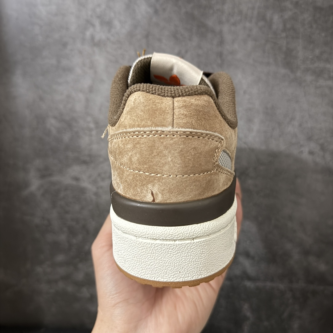 图片[4]-【纯原C版】AD Forum 84 Low OG 低帮百搭潮流休闲运动板鞋 GW4334 全套原纸板楦头开发 市场最新版 头层皮料加持 以复古篮球鞋的外形为基础 采用皮革拼接 简约百搭 更加贴合舒适 中底内侧网格造型起到点睛之笔 外底橡胶 更显复古 尺码：36 36.5 37.5 38 38.5 39 40 40.5 41 42 42.5 43 44 44.5 45-选品中心