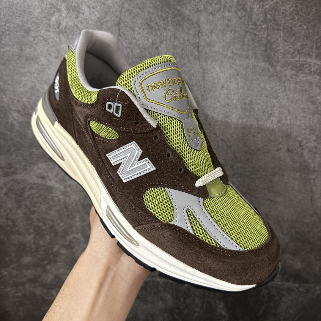 图片[3]-【总裁版本】Kith x New Balance NB991 踪绿 U991CK2 独家私模 NB天花板系列 原鞋购入开发 采购原厂皮料 正确3M反光细节 原楦原纸版开发 正确6层组合底模精密开发 后跟透明TPU水晶装饰条稳固 沿用了引以为傲的跑鞋手工技艺 采用猪皮绒面并包裹局部透气网面的鞋身设计 菱网鞋舌上刻有New Balance USA 鞋面依旧&身着经典的大热之灰 彰显了其高端的品质身份 尺码：36 37 37.5 38 38.5 39 40 40.5 41.5 42 42.5 43 44 45 46.5-选品中心