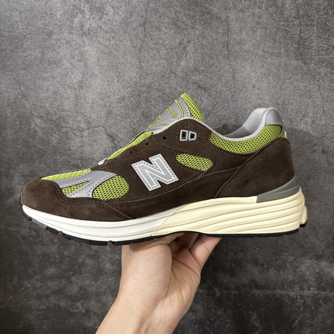 图片[2]-【总裁版本】Kith x New Balance NB991 踪绿 U991CK2 独家私模 NB天花板系列 原鞋购入开发 采购原厂皮料 正确3M反光细节 原楦原纸版开发 正确6层组合底模精密开发 后跟透明TPU水晶装饰条稳固 沿用了引以为傲的跑鞋手工技艺 采用猪皮绒面并包裹局部透气网面的鞋身设计 菱网鞋舌上刻有New Balance USA 鞋面依旧&身着经典的大热之灰 彰显了其高端的品质身份 尺码：36 37 37.5 38 38.5 39 40 40.5 41.5 42 42.5 43 44 45 46.5-选品中心