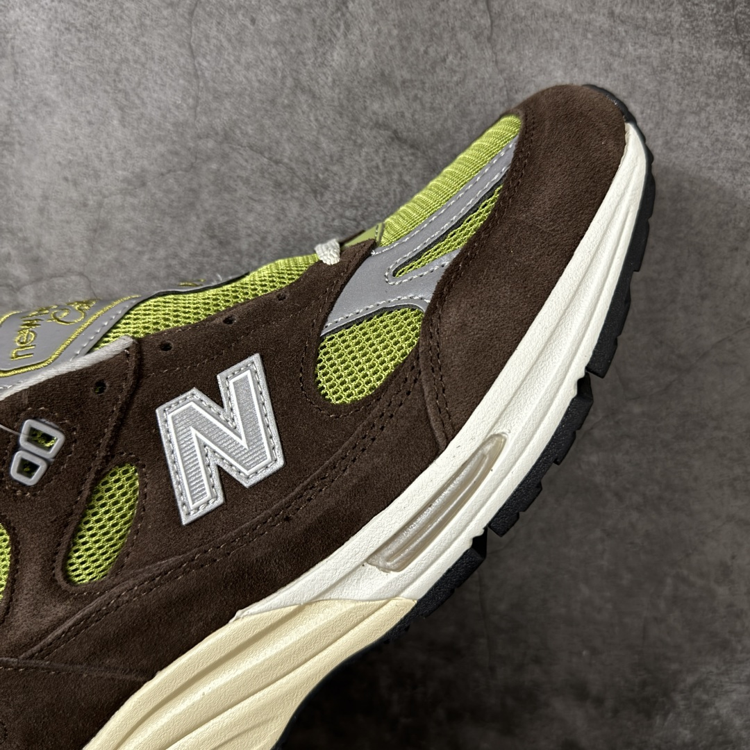 图片[6]-【总裁版本】Kith x New Balance NB991 踪绿 U991CK2 独家私模 NB天花板系列 原鞋购入开发 采购原厂皮料 正确3M反光细节 原楦原纸版开发 正确6层组合底模精密开发 后跟透明TPU水晶装饰条稳固 沿用了引以为傲的跑鞋手工技艺 采用猪皮绒面并包裹局部透气网面的鞋身设计 菱网鞋舌上刻有New Balance USA 鞋面依旧&身着经典的大热之灰 彰显了其高端的品质身份 尺码：36 37 37.5 38 38.5 39 40 40.5 41.5 42 42.5 43 44 45 46.5-选品中心