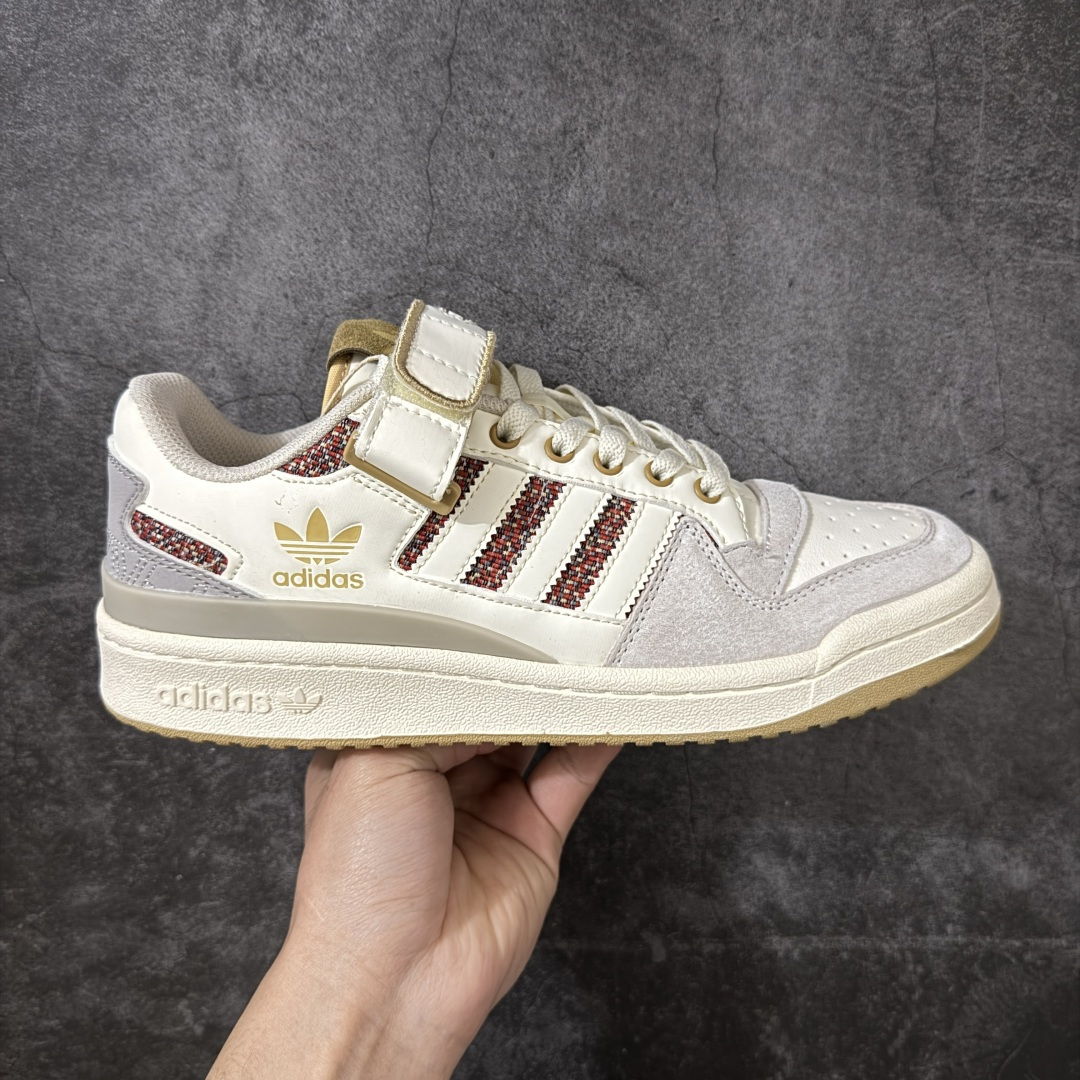 【纯原C版】AD Forum 84 Low OG 低帮百搭潮流休闲运动板鞋 HQ4604 全套原纸板楦头开发 市场最新版 头层皮料加持 以复古篮球鞋的外形为基础 采用皮革拼接 简约百搭 更加贴合舒适 中底内侧网格造型起到点睛之笔 外底橡胶 更显复古 尺码：36 36.5 37.5 38 38.5 39 40 40.5 41 42 42.5 43 44 44.5 45-选品中心