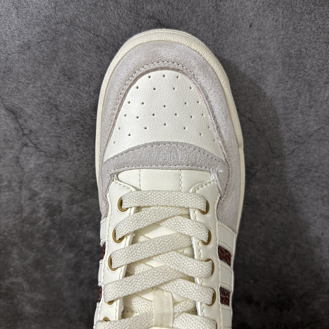 图片[5]-【纯原C版】AD Forum 84 Low OG 低帮百搭潮流休闲运动板鞋 HQ4604 全套原纸板楦头开发 市场最新版 头层皮料加持 以复古篮球鞋的外形为基础 采用皮革拼接 简约百搭 更加贴合舒适 中底内侧网格造型起到点睛之笔 外底橡胶 更显复古 尺码：36 36.5 37.5 38 38.5 39 40 40.5 41 42 42.5 43 44 44.5 45-选品中心