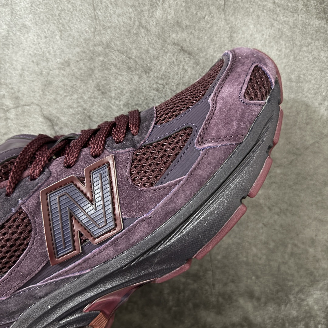 图片[6]-【纯原原盒版】Rich Paul × New Balance ABZORB NB2010 舒适时尚 麂皮耐磨 低帮 休闲跑步鞋 男女同款 勃艮第酒红色 U2010RP1 新百伦经典配色 沿袭了面世之初的经典科技 以ENCAP中底配以升级版 N-ERGY缓震物料 鞋面则采用特色的柔软麂皮搭以NewBalance经典的尼龙网布 低调中还原跑鞋本真 更年轻化的设计理念与材质 让新世代青年得以用全新视角体验经典鞋款的传奇魅力 尺码：36 37 37.5 38 38.5 39.5 40 40.5 41.5 42 42.5 43 44 45 46-选品中心