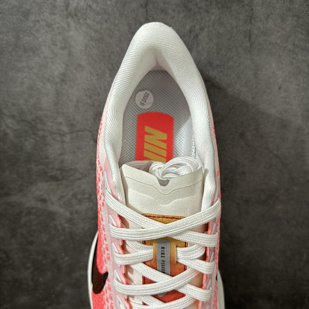 图片[8]-【RS纯原】Nike Pegasus Plus 超级飞马系列马拉松跑步鞋 马年白红FQ7262-103 平台专供 充正品质 之前未流通市场版本 内里嵌入定型海绵 中底搭载前Zoom+全掌React配置 全部原鞋开发打造 所有细节全部同步原版 全新一代拥有 Zoom Air 一如既往的稳定感和流畅感 鞋面采用工程网眼设计 为特定高热区域营造出色透气性 进一步增加鞋面的穿孔数量 让足部能够快速散热 中足搭配 Flywire 飞线 在高速运动时营造舒适稳定的贴合感 内置Zoon气垫加持 动力十足！ 尺码：36-45-选品中心