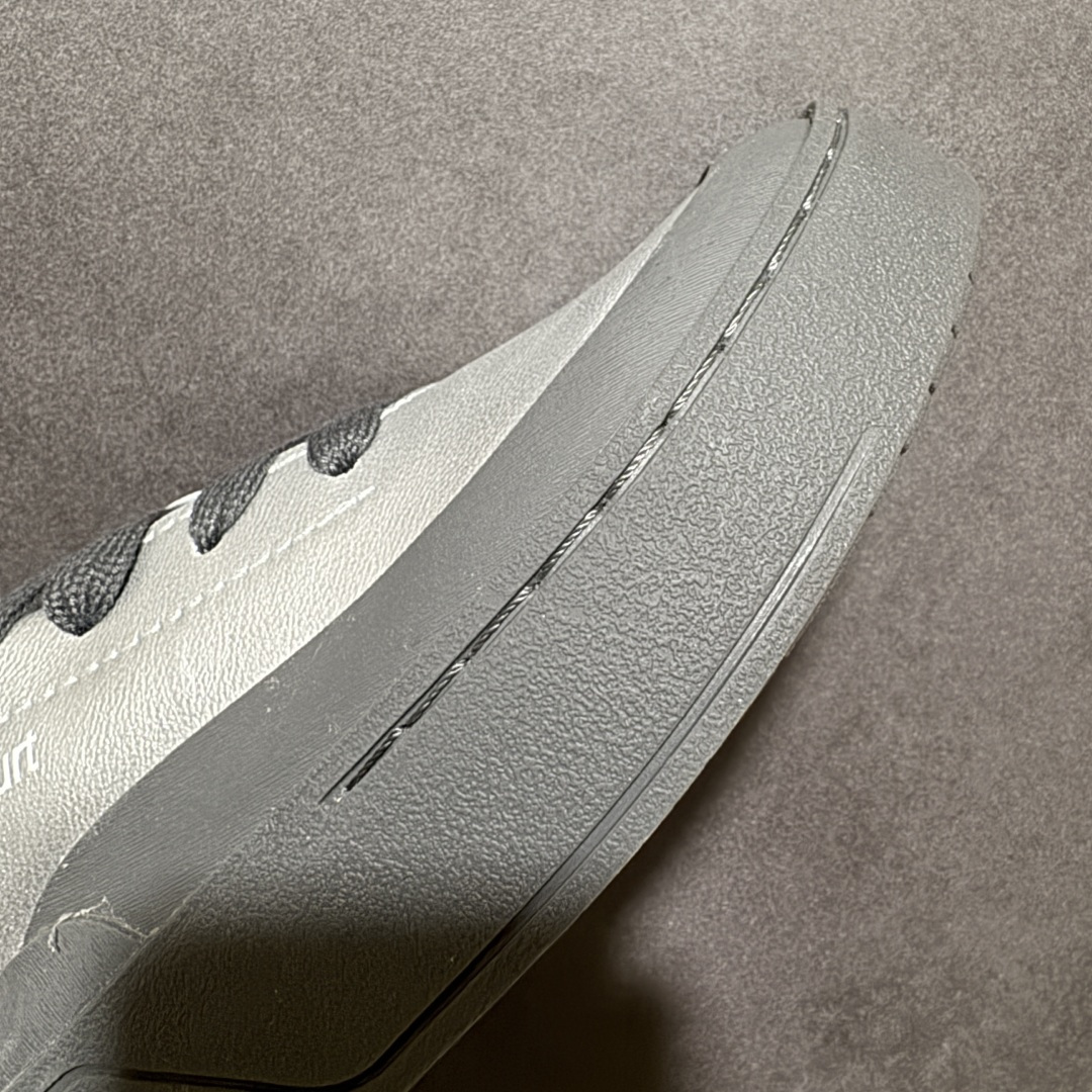 图片[5]-【RS纯原版】阿迪达斯Adidas Labcourt Low Lab球场系列经典复古低帮百搭休闲运动板鞋 采用粒面牛剖革组合组合加高橡胶饰片鞋面材质#缜密拉帮中底布#外置防滑耐磨橡胶大底❗️回归极简,春夏上脚这双LABCOURT吧！ 货号：IF1655 尺码：35 36 36⅔ 37⅓ 38 38⅔ 39⅓ 40 40⅔ 41⅓ 42 42⅔ 43⅓ 44 44⅔ 45-选品中心