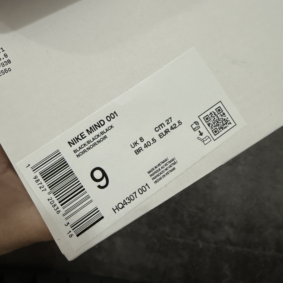 图片[13]-【YH版本】NK Mind 001 Sail 黑科技足底按摩舒适贴合训练鞋 黑色 HQ4307-001 顶级版本 正确细节 1：1标配组合底 MD软底 渐变雾面大底 超高清洁度 按摩功能效果同步原版 区别市场通货 Mind 001 从神经科学中汲取灵感，打造出一款不仅外观独特，更能为穿着者带来别样感知体验的球鞋，此次新作将继续延续此核心方向。历时十年打磨的 Mind 系列，承载着 Nike 对未来鞋款的愿景呈现。系列中的每双鞋，外底均由 22 个独立泡沫结节构成，旨在模拟赤足般的体验。这些结节N通过与足底感官感受器的相互作用，从而促进人体的自然步态。 尺码：36-47.5=36 37.5 38.5 40 41 42.5 44 45 46 47.5 和官网一样偏小一码-选品中心