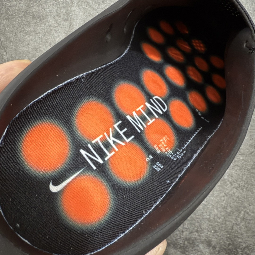 图片[8]-【YH版本】NK Mind 001 Sail 黑科技足底按摩舒适贴合训练鞋 黑色 HQ4307-001 顶级版本 正确细节 1：1标配组合底 MD软底 渐变雾面大底 超高清洁度 按摩功能效果同步原版 区别市场通货 Mind 001 从神经科学中汲取灵感，打造出一款不仅外观独特，更能为穿着者带来别样感知体验的球鞋，此次新作将继续延续此核心方向。历时十年打磨的 Mind 系列，承载着 Nike 对未来鞋款的愿景呈现。系列中的每双鞋，外底均由 22 个独立泡沫结节构成，旨在模拟赤足般的体验。这些结节N通过与足底感官感受器的相互作用，从而促进人体的自然步态。 尺码：36-47.5=36 37.5 38.5 40 41 42.5 44 45 46 47.5 和官网一样偏小一码-选品中心