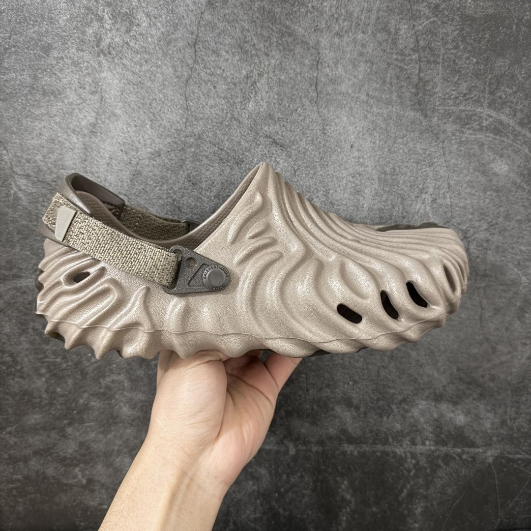 【礼盒版】卡洛驰/Salehe Bembury X crocs Pollex clog 运动指纹凉鞋 尺码：M4（36-37）M5（37-38）M6（38-39）M7（39-40）M8（41-42）M9（42-43）M10（43-44）M11（45-46）-选品中心