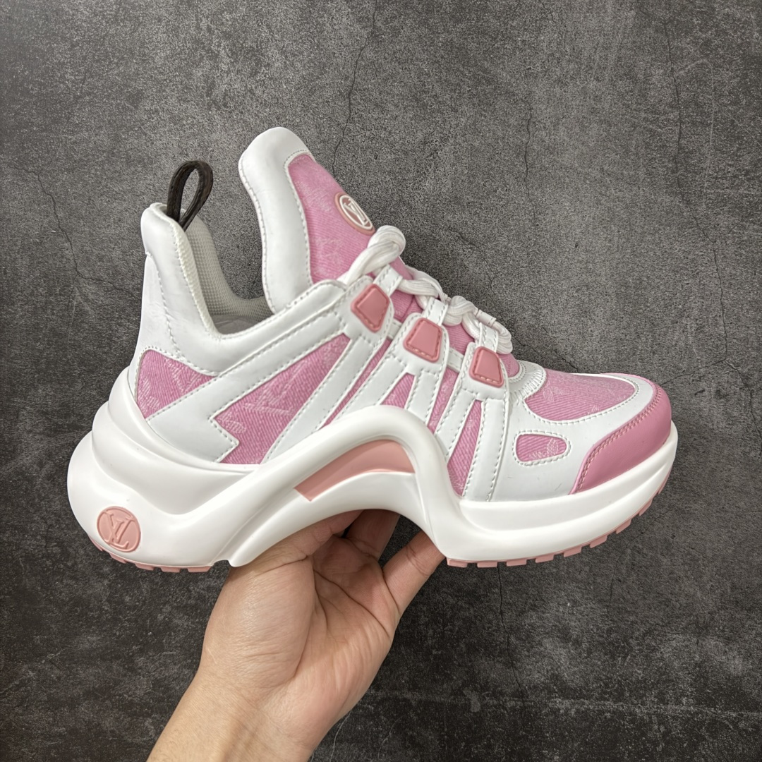 【YS纯原】广奢高端货Louis Vuitton 路易威登LV Archlight Sneakers系列 真皮拼色弓型拱桥底运动鞋 INS炸款 · 米兰走秀风 高奢质感 ✦ 高奢品牌走秀款 · 复古老爹＋舞蹈弓型轮廓 ✦ 升级原装5D礼盒＋全套原装配件 ✦ 支持NFC感应 · 直接跳转官网 ✦ 头层小牛皮革饰片 · 细节干净利落 ✦ 原厂网面＋真皮拼接 · 透气不闷脚 ✦ 独立开发 TPU回弹中底 · 轻量缓震 ✦ 组合 TPR耐磨大底 · 抓地稳、耐穿强 ✦ 超软皮内里＋柔软脚垫 · 上脚一秒舒适 尺码：35-39-选品中心